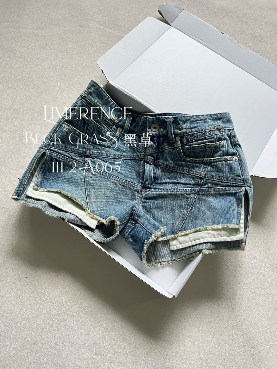 Rick Owens Accessory RICK OWENS LANA CUT OFFS #390170 View 2 | Nigo Office