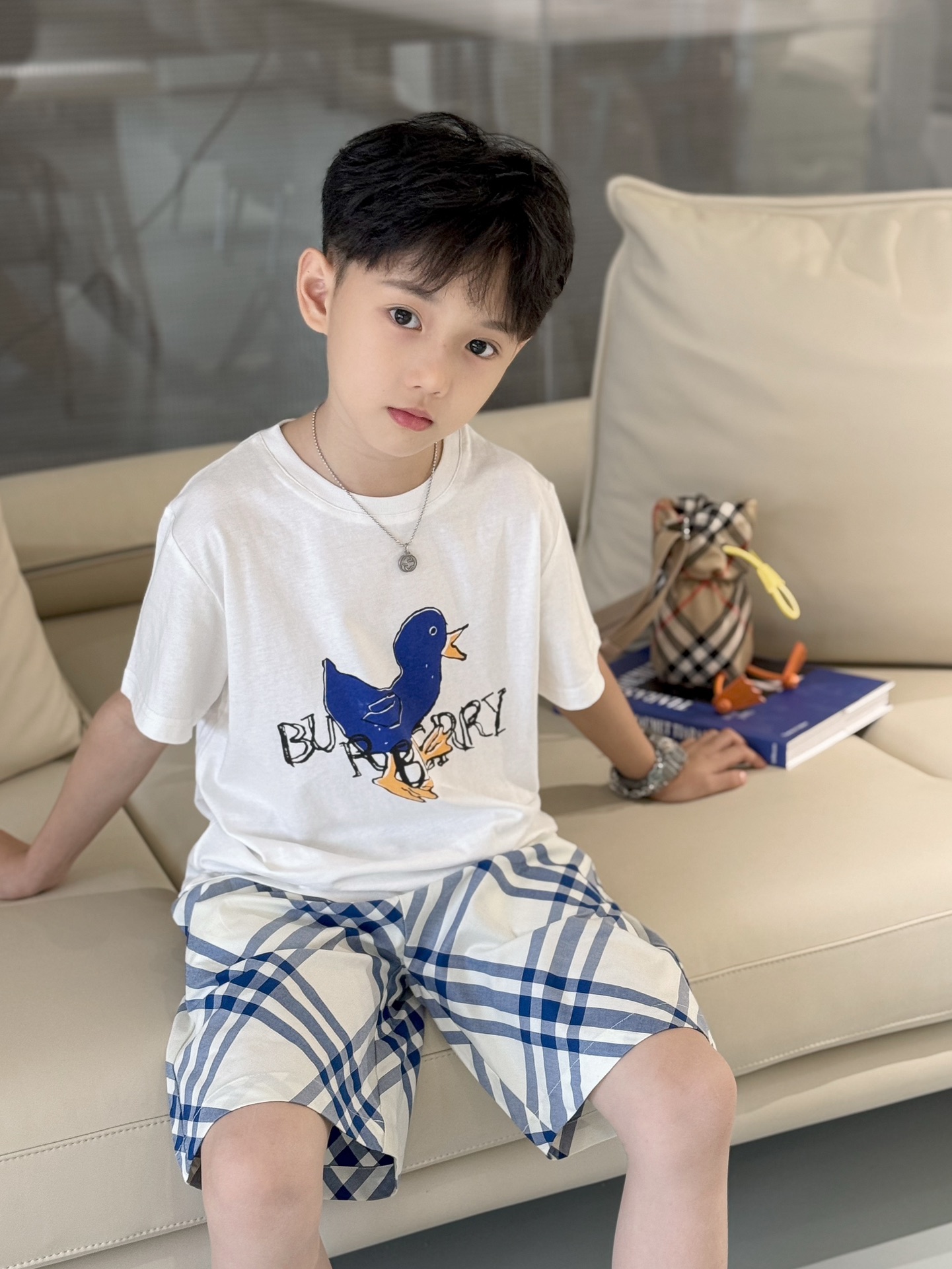 Burberry Unisex Kids White Blue Duck Print Cotton T-Shirt & Vintage Blue Check Elastic Waist Shorts 2 Piece Matching Set Boys Girls Sizes 80-160