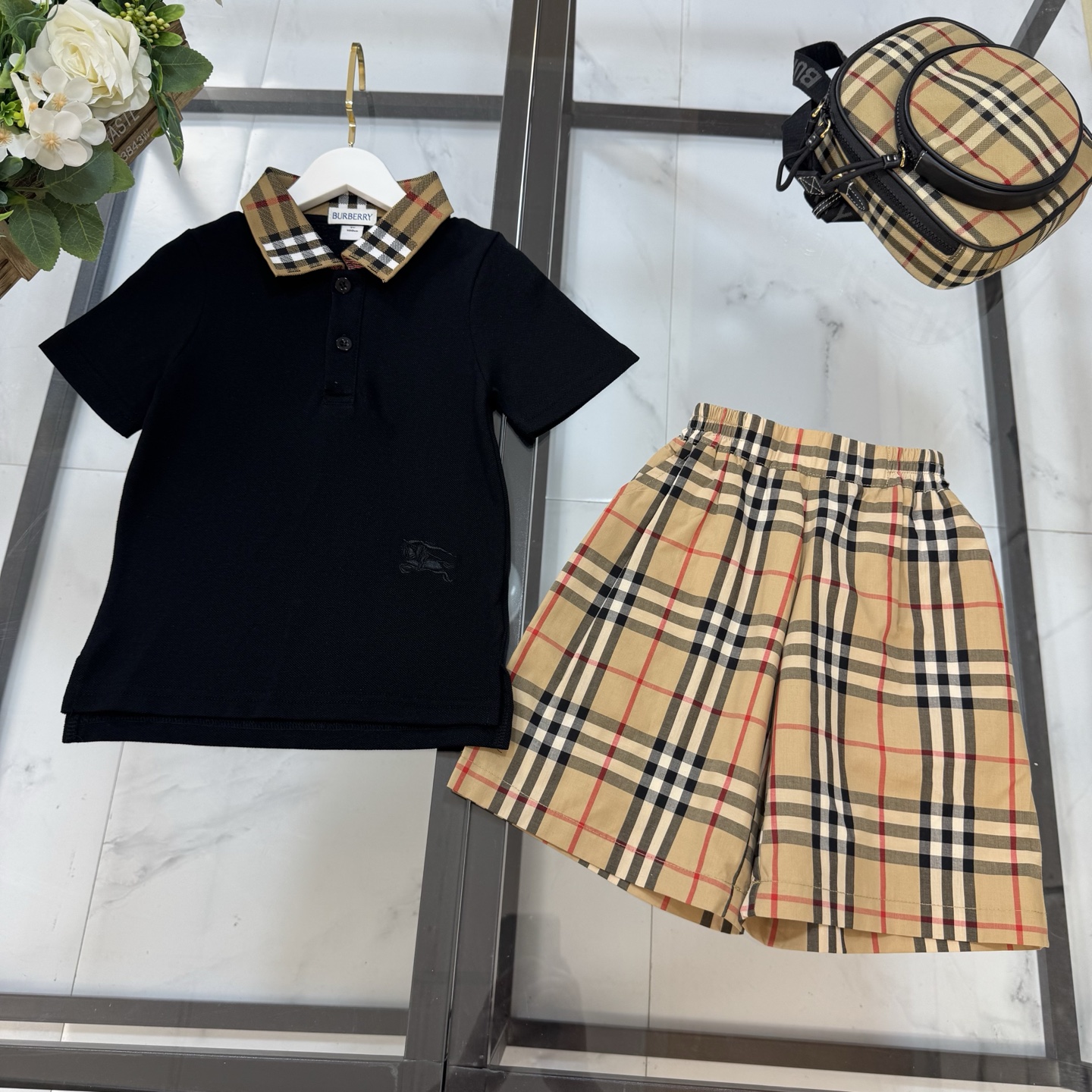 Burberry Unisex Kids Black Vintage Check Collar Polo Shirt & Classic Plaid Elastic Waist Shorts 2 Piece Sibling Matching Set Boys Girls Sizes 100-160