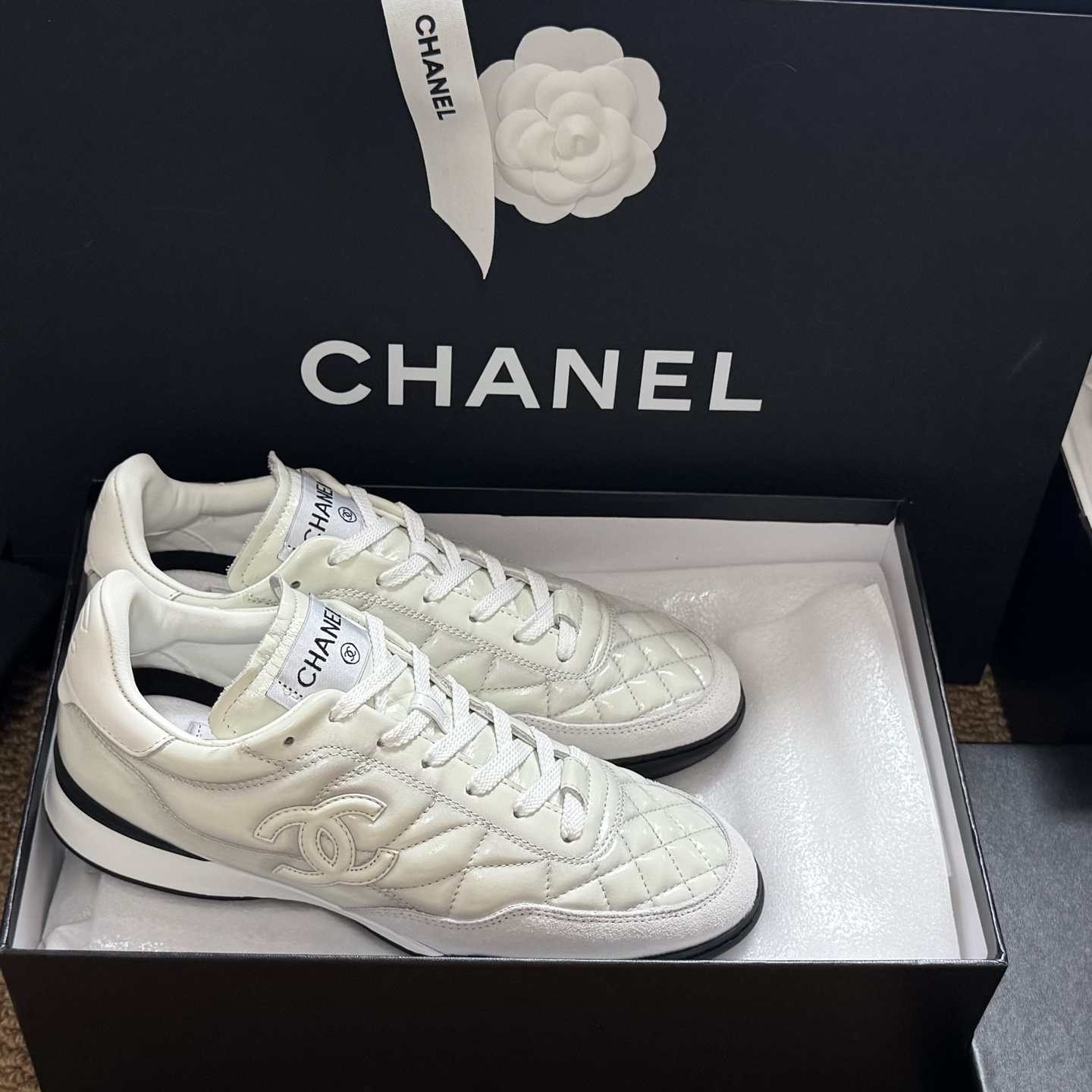 [TOP] CHANEL Sneakers - White - 711 Luxury