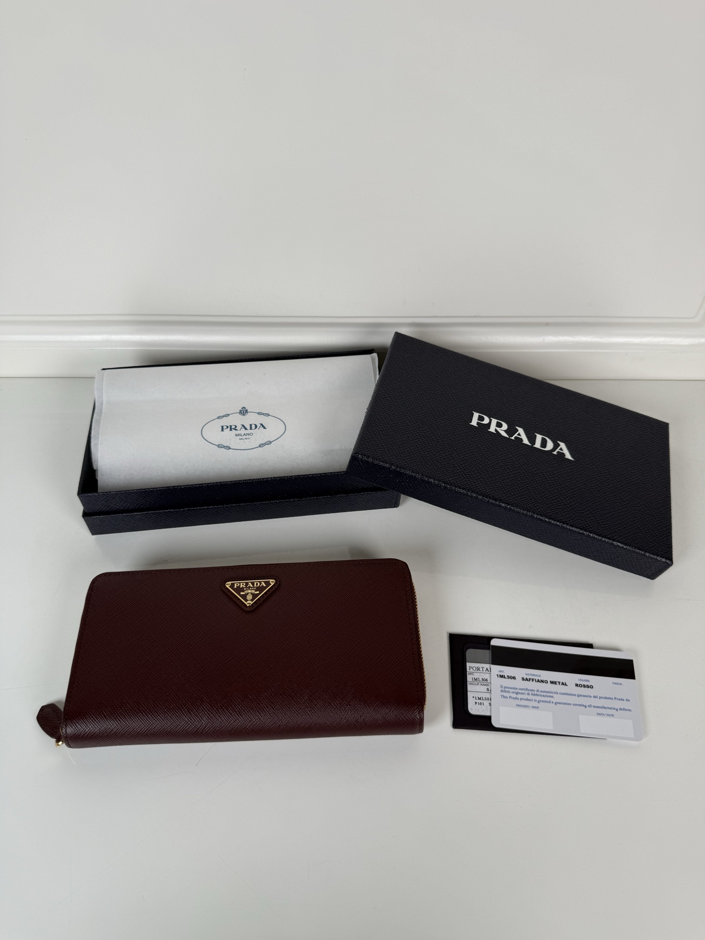 [TOP] PRADA Wallet 20*10.3cm - Dark Red - 711 Luxury