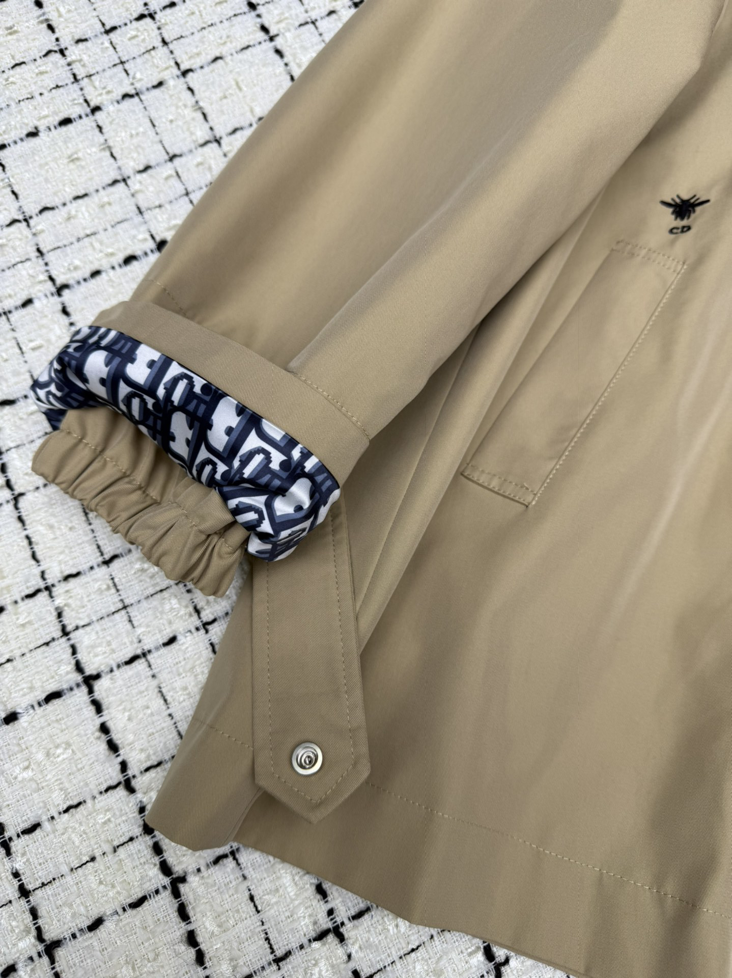 [TOP] Christian Dior Trench Coat - Khaki