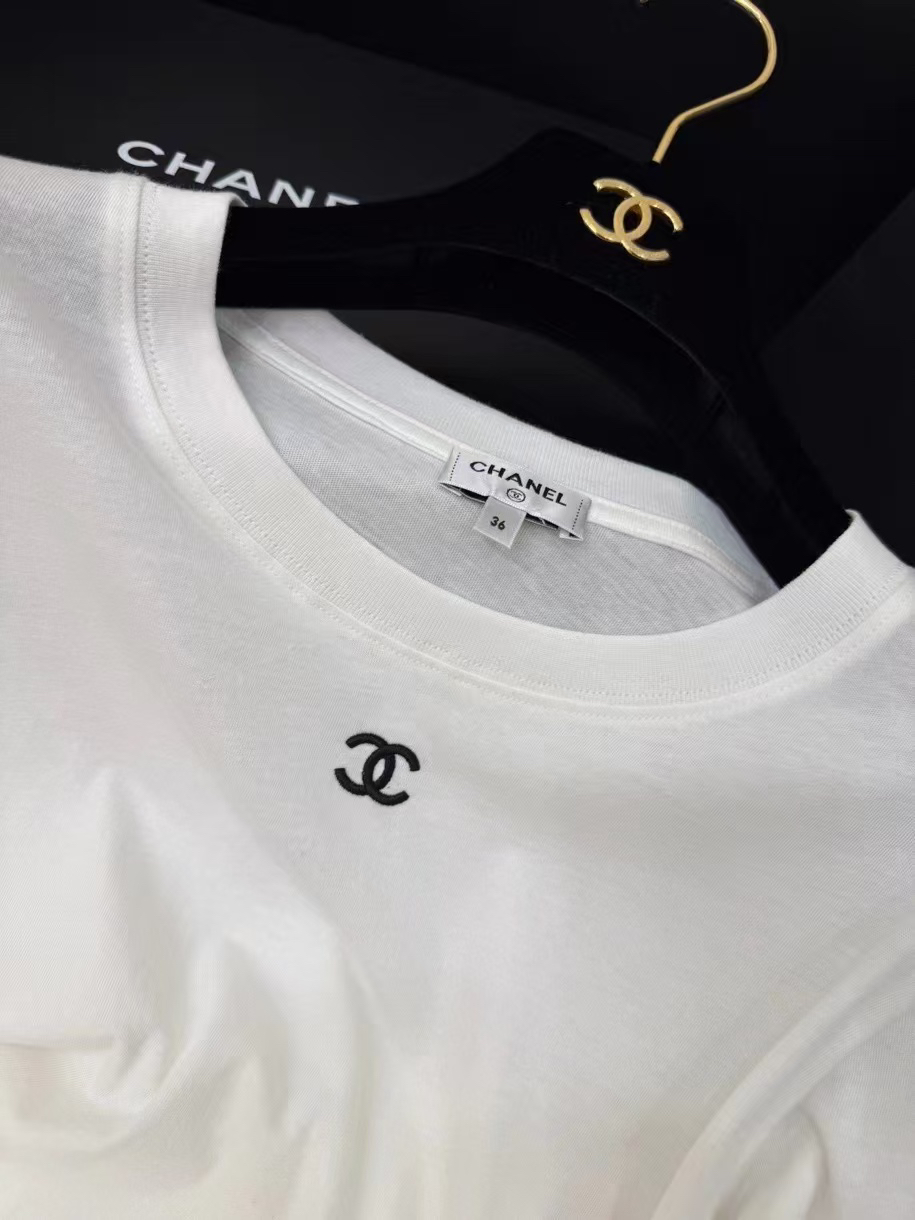 [TOP] CHANEL T-shirt - White