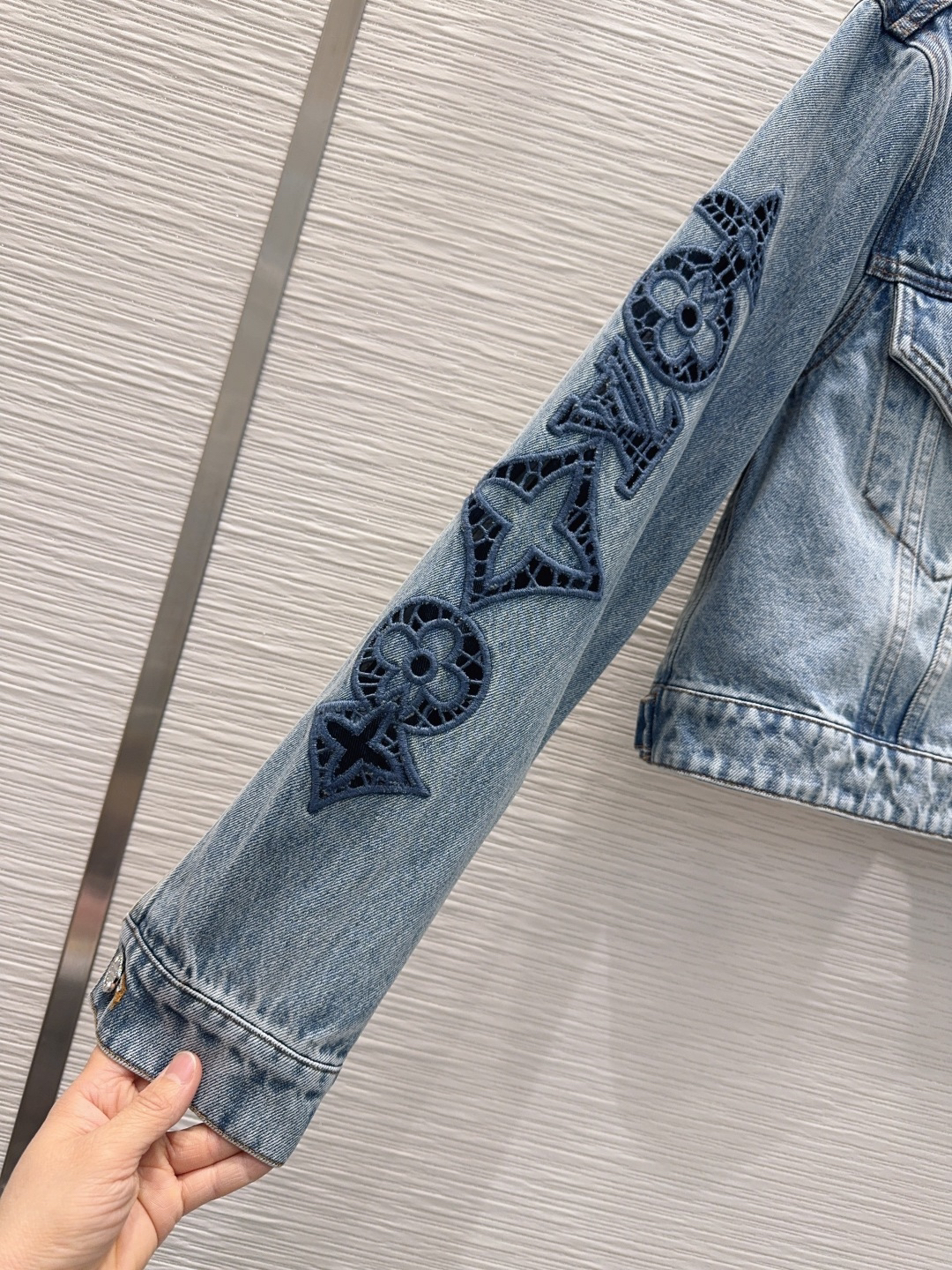 [TOP] Louis Vuitton LV Denim Jacket - Blue