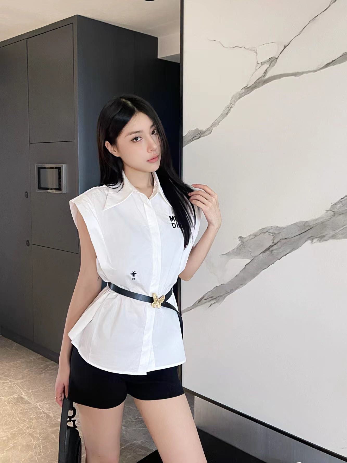 [TOP] Christian Dior Short-Sleeve Shirt with Embroidered Bee - White