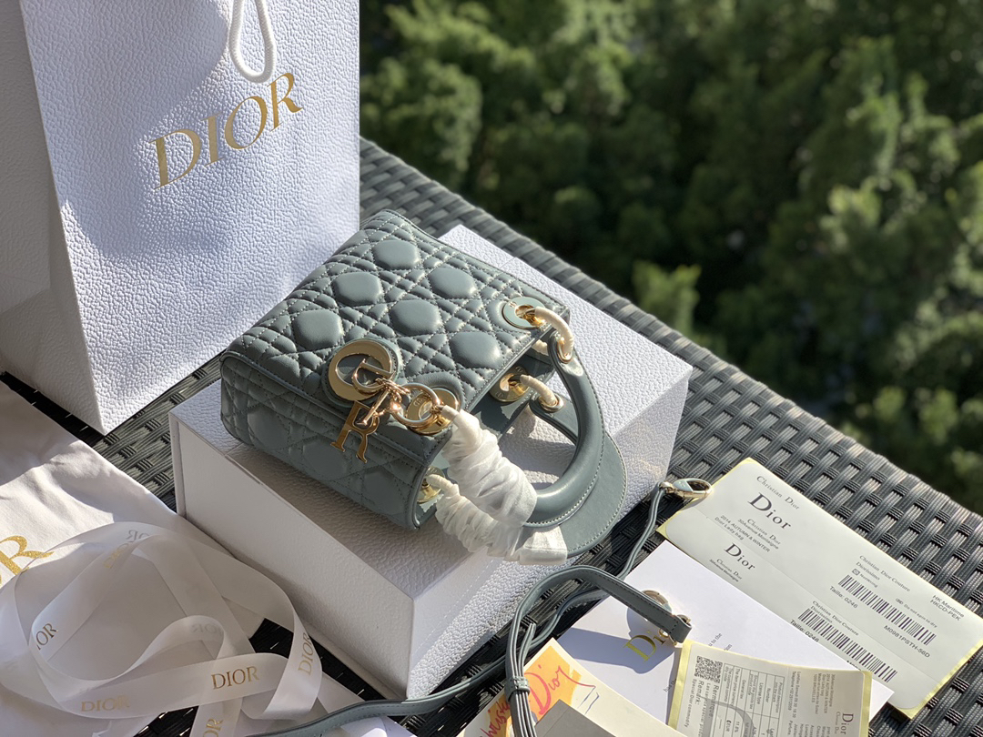 [TOP] Christian Dior Lady Dior Bag Lambskin 17x15x7cm - Blue