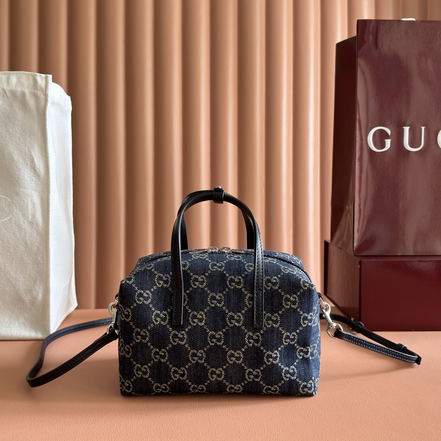 [TOP] GUCCI Generation Bag 20 x 12 x 11 cm - Blue - 711 Luxury