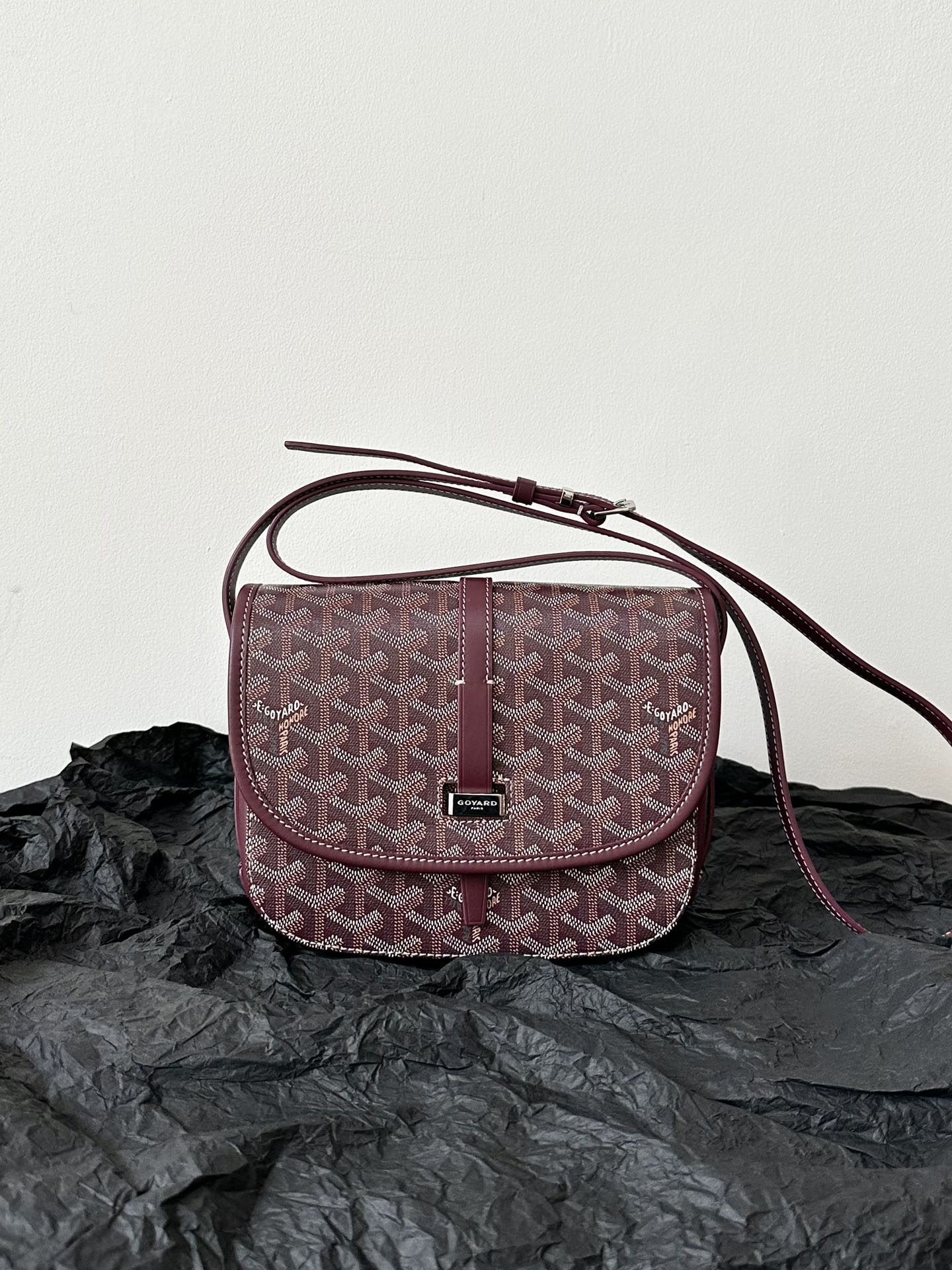 [TOP] Goyard Saddle Bag 22×16×7cm - Dark Red - 711 Luxury