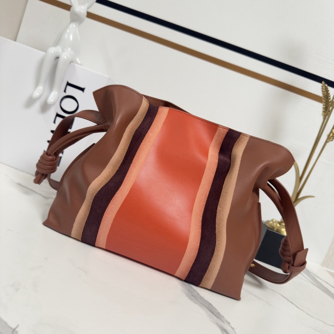 [TOP] LOEWE Flamenco Bag Cowhide Leather 30x24.5x10.5cm - Brown - 711 Luxury