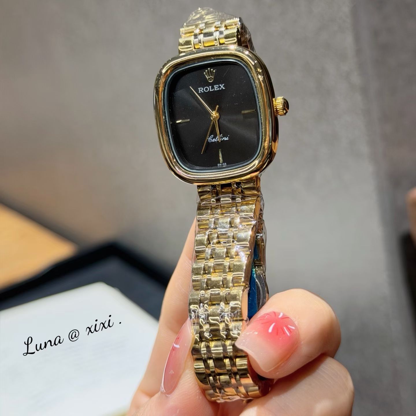 ROLEX Women Quartz Watch (32mm)