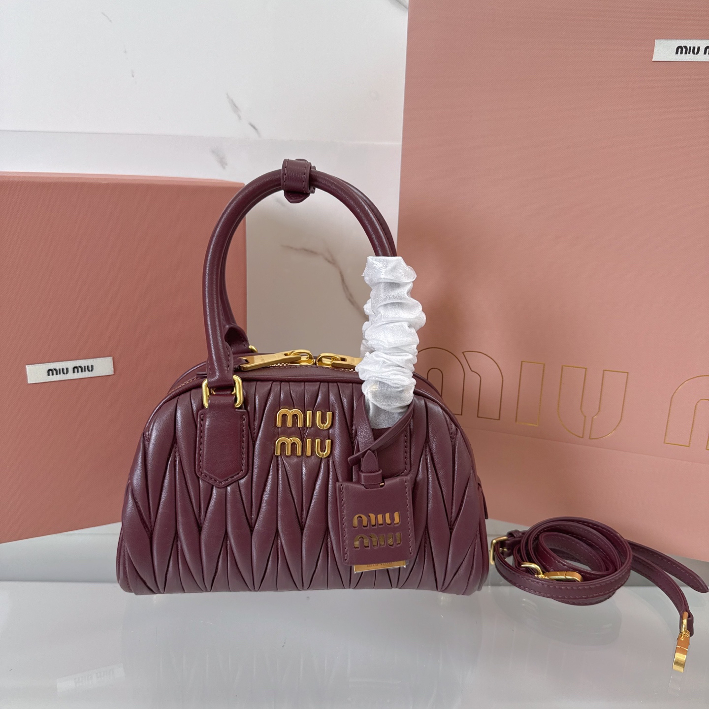 [TOP] Miu Miu Arcadie Handbag  22x13x10.5cm - Claret Red - 711 Luxury