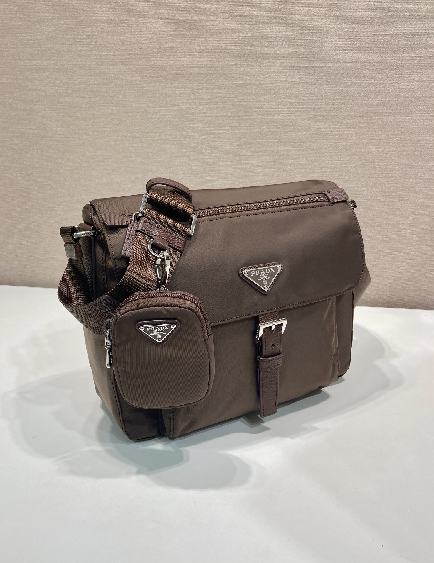 [TOP] PRADA Nylon Bag 25x22x10cm - Chocolate - 711 Luxury