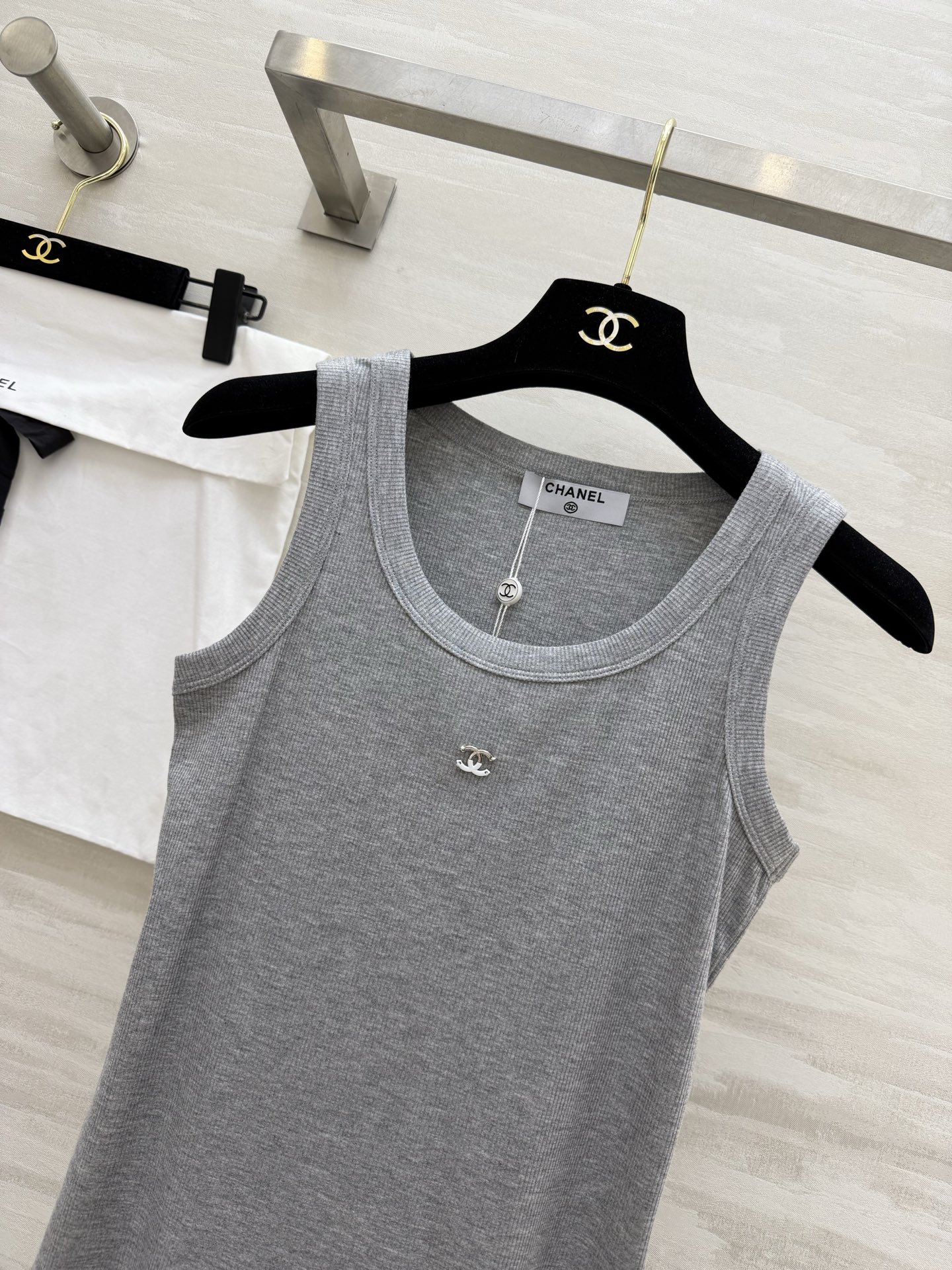 [TOP] CHANEL Vest - Gray - 711 Luxury