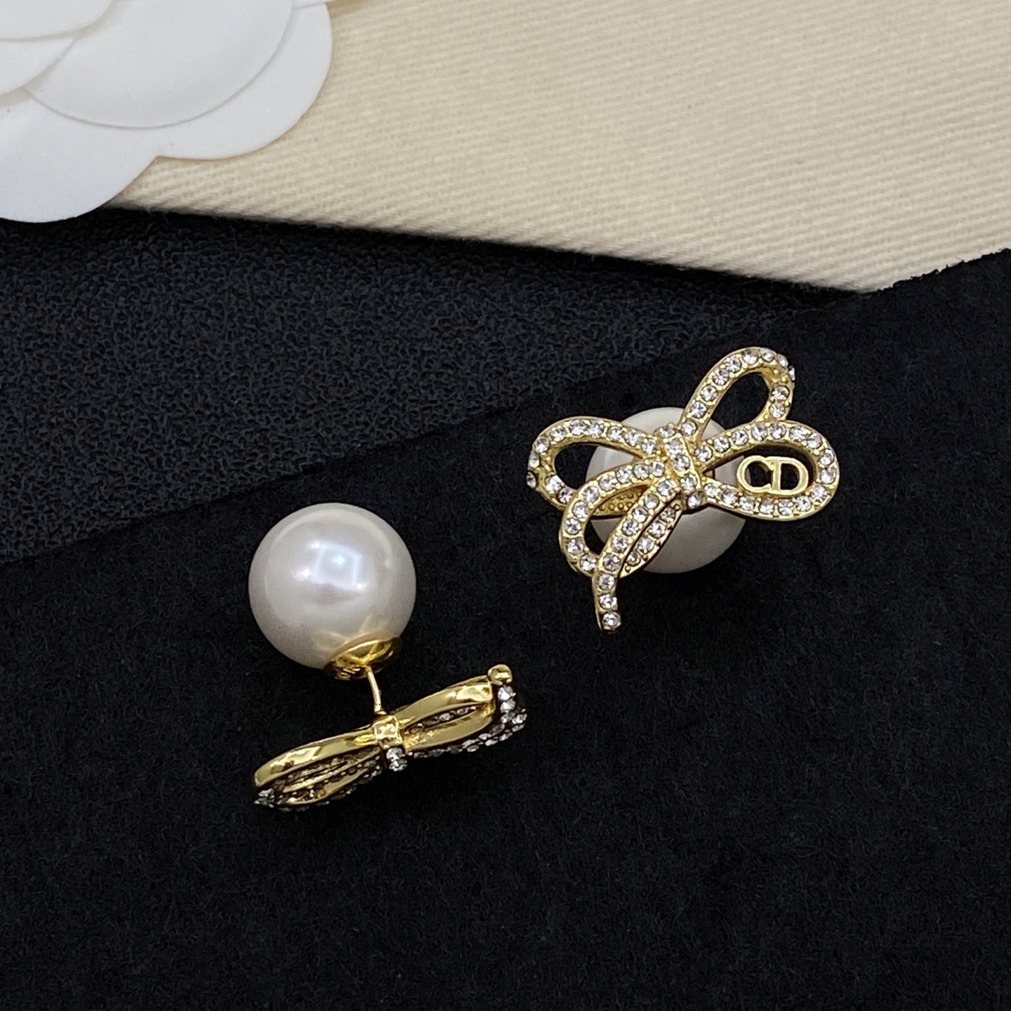 [TOP] Christian Dior Earrings - Gold - 711 Luxury