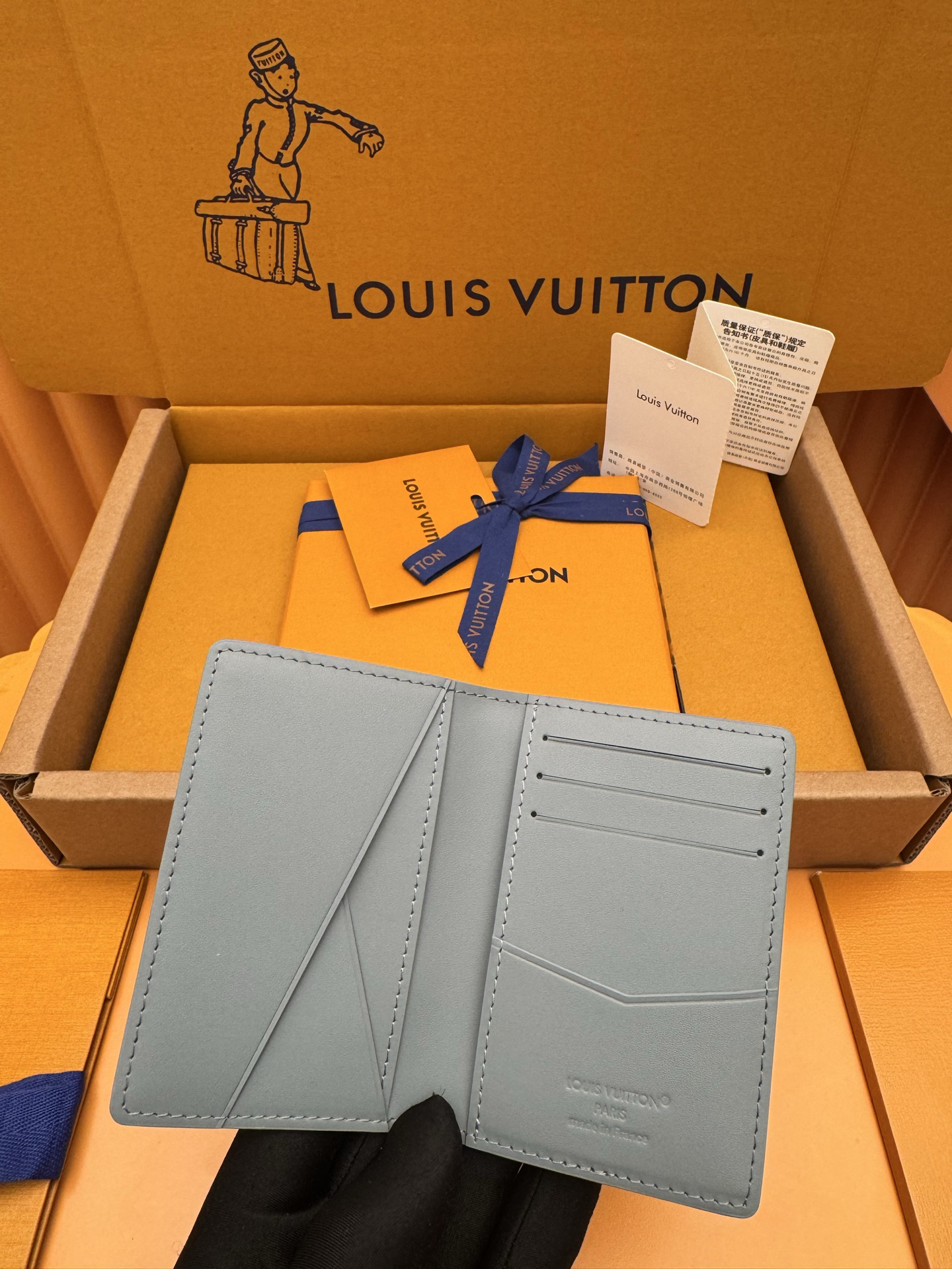 [TOP] Louis Vuitton LV Aerogram Wallet Cowhide 7.5x11.1x1cm - Gray - 711 Luxury