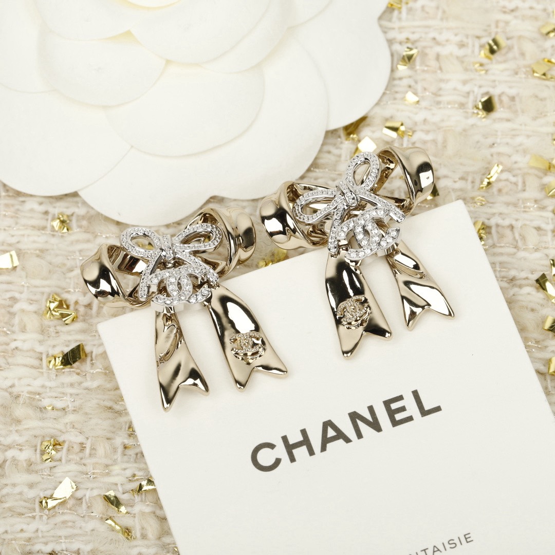 [TOP] CHANEL Earrings - Silver