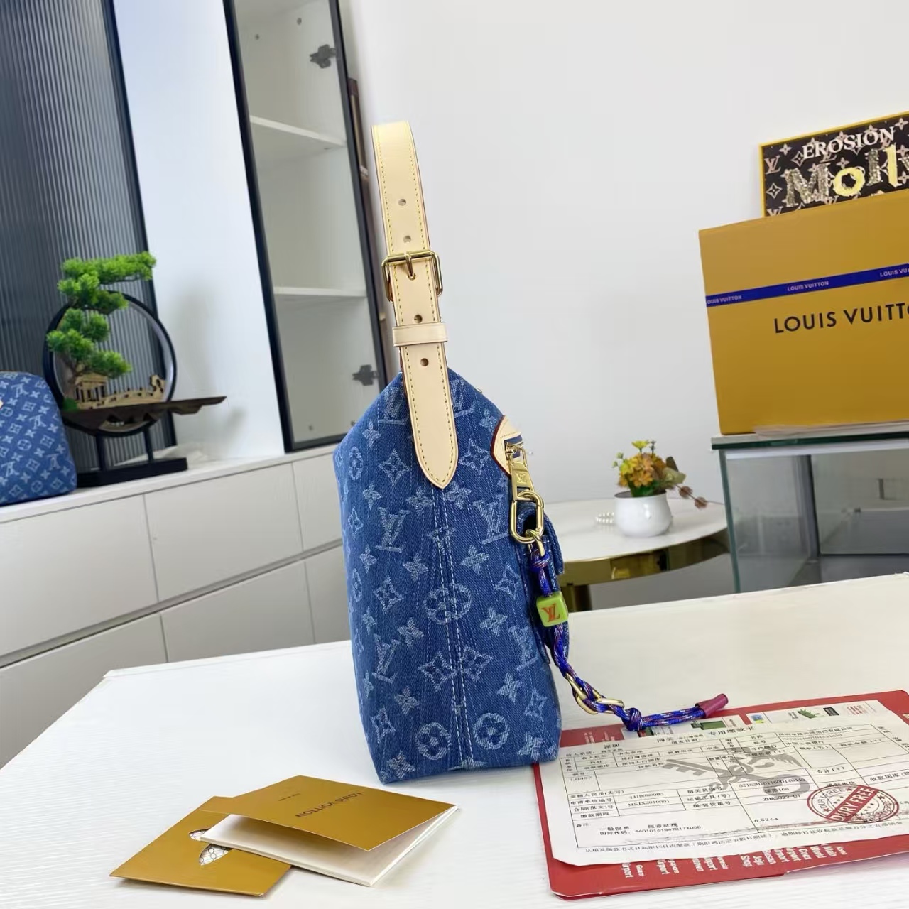 [TOP] Louis Vuitton LV  Shoulder Bag 30×10×19cm - Blue