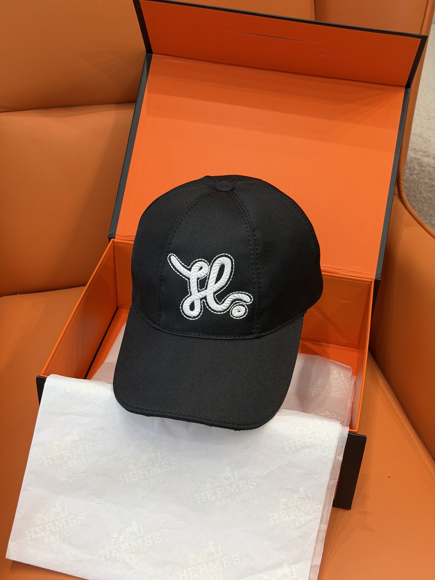Designer Hat Hermès Serena Nautic Cap #393530 View 2 | Nigo Office