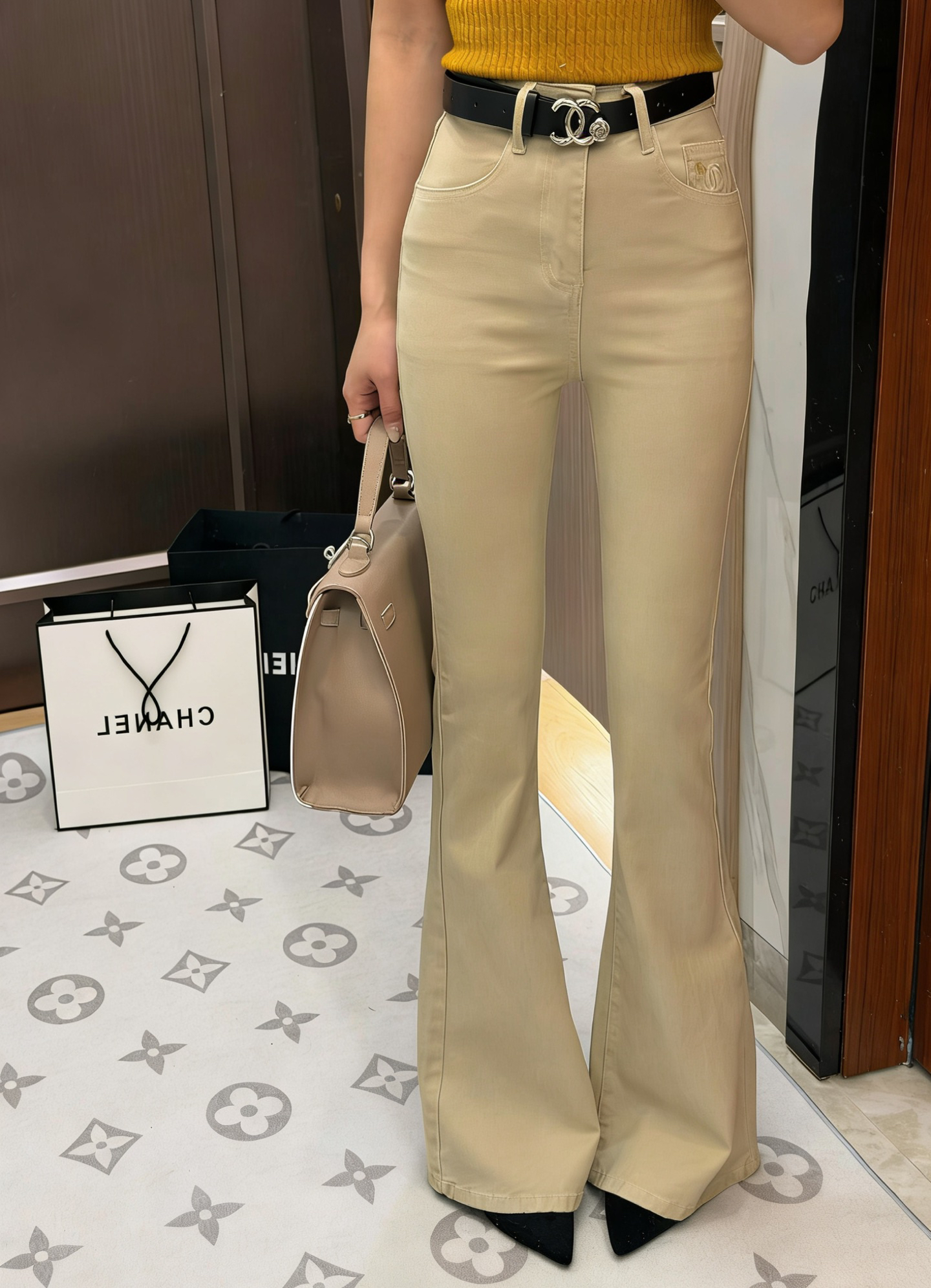 [TOP] CHANEL Pants - Khaki