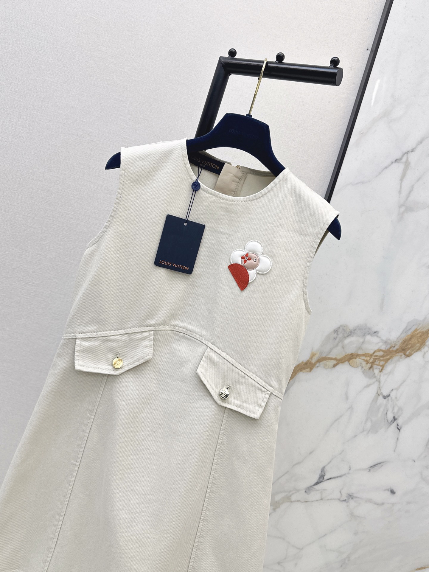 [TOP] Louis Vuitton LV Dress - White