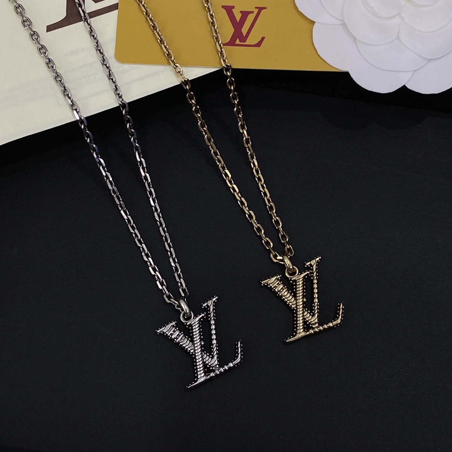 [TOP] Louis Vuitton LV Necklace - 2 Color - 711 Luxury