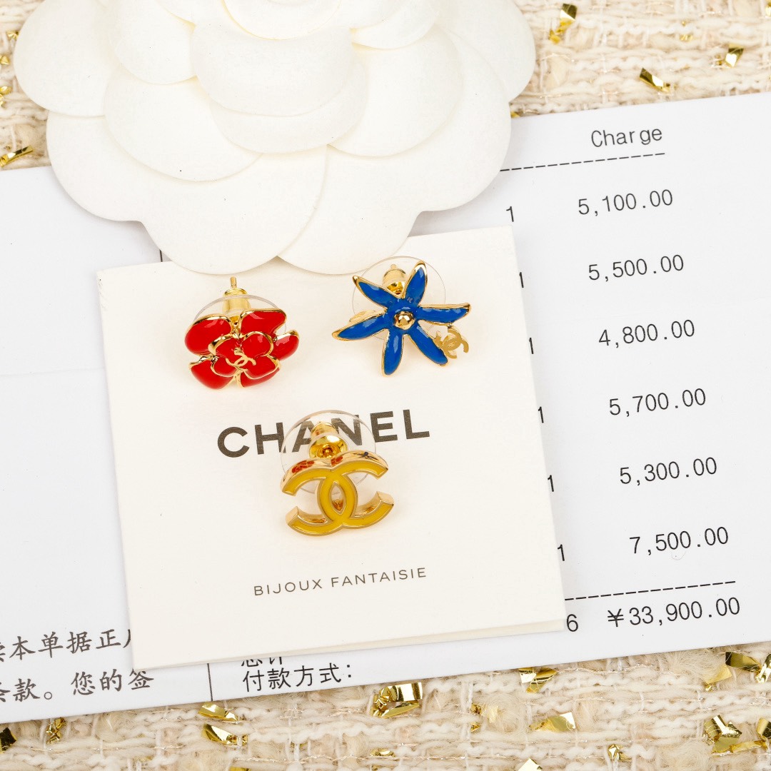 [TOP] CHANEL Earrings Set - Gold