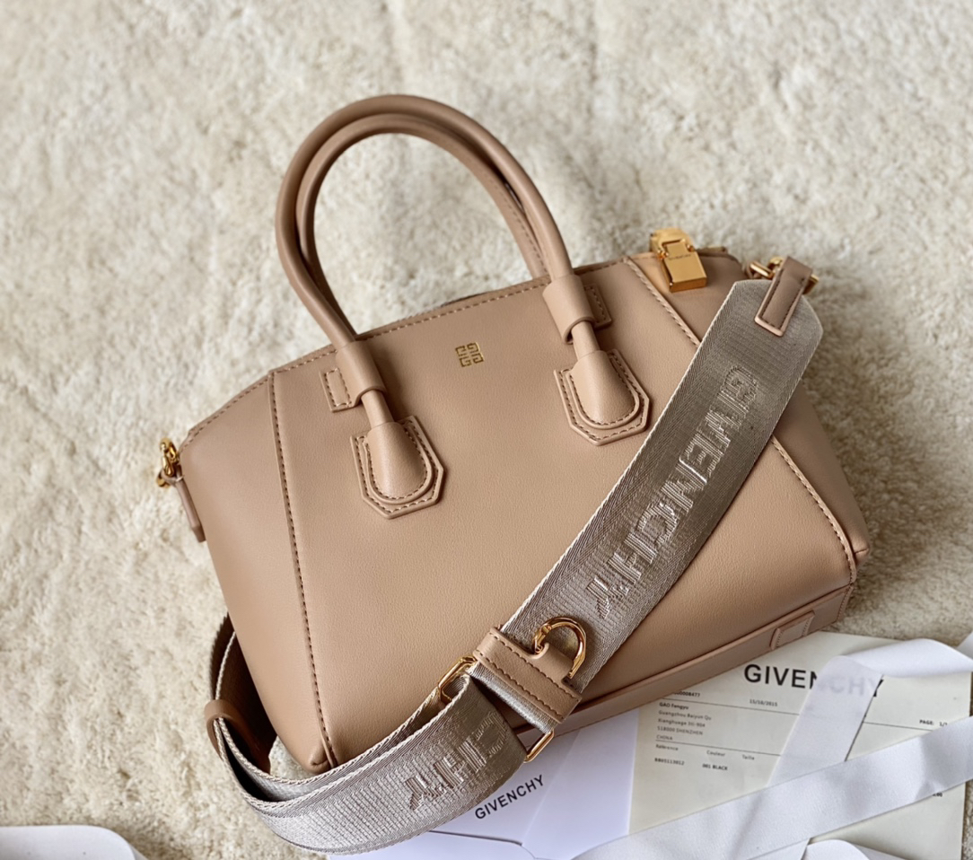 [TOP] GIVENCHY Antigona Sport Bag  - Brown - 711 Luxury