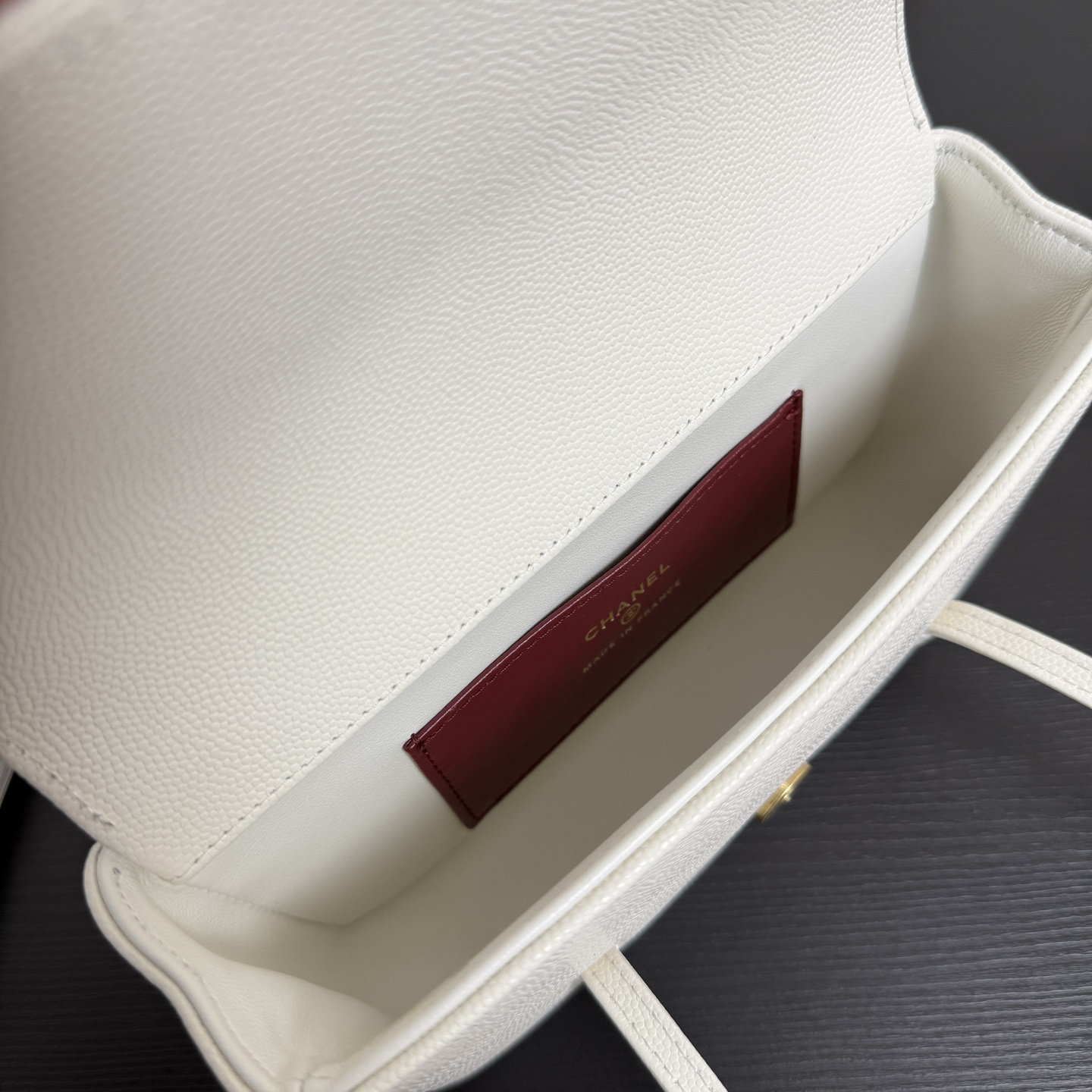 [TOP] CHANEL Preppy Coco Shoulder Bag 17x12x4cm - White & GHW