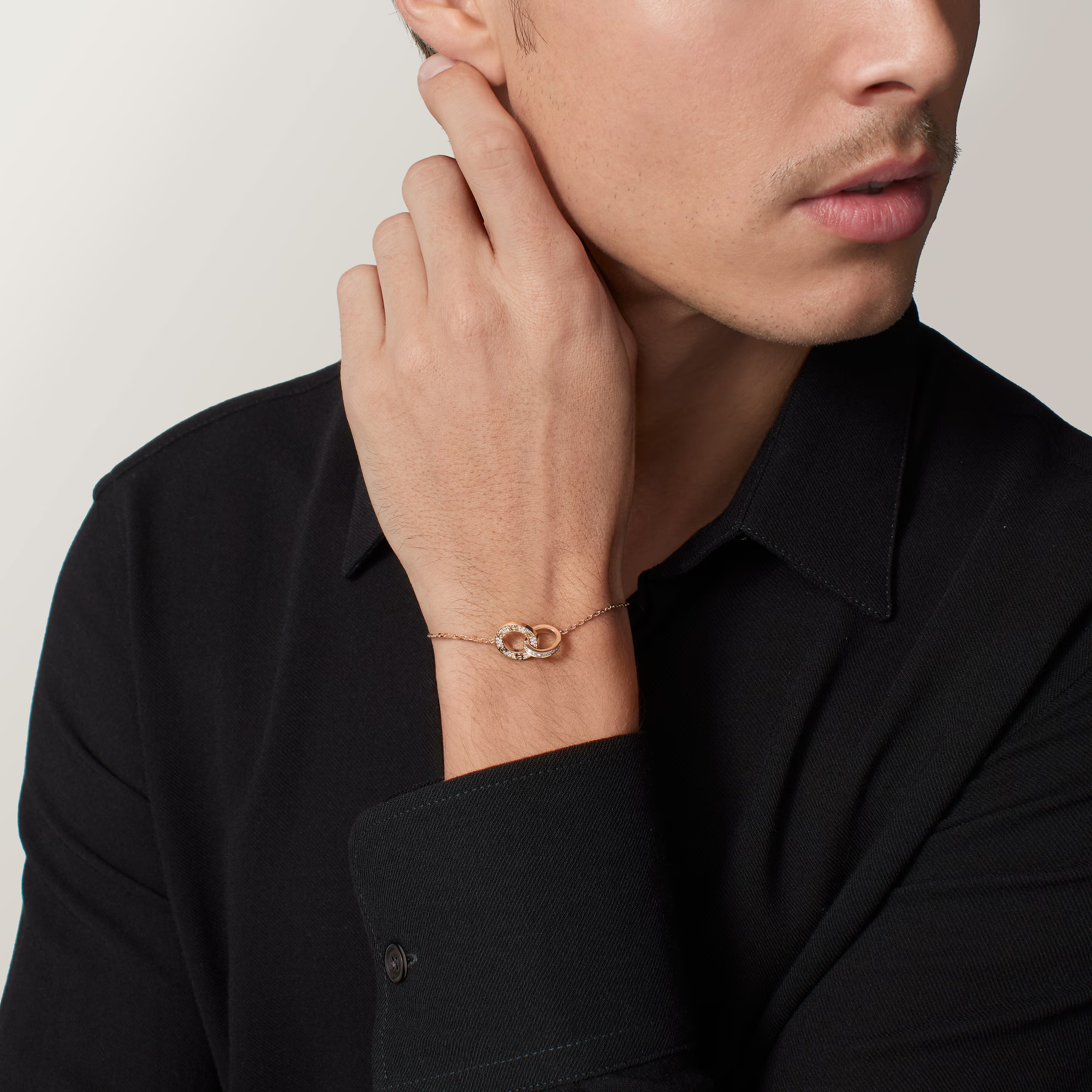 Carty Love Luna Loop Bracelet, Rose Gold, Paved