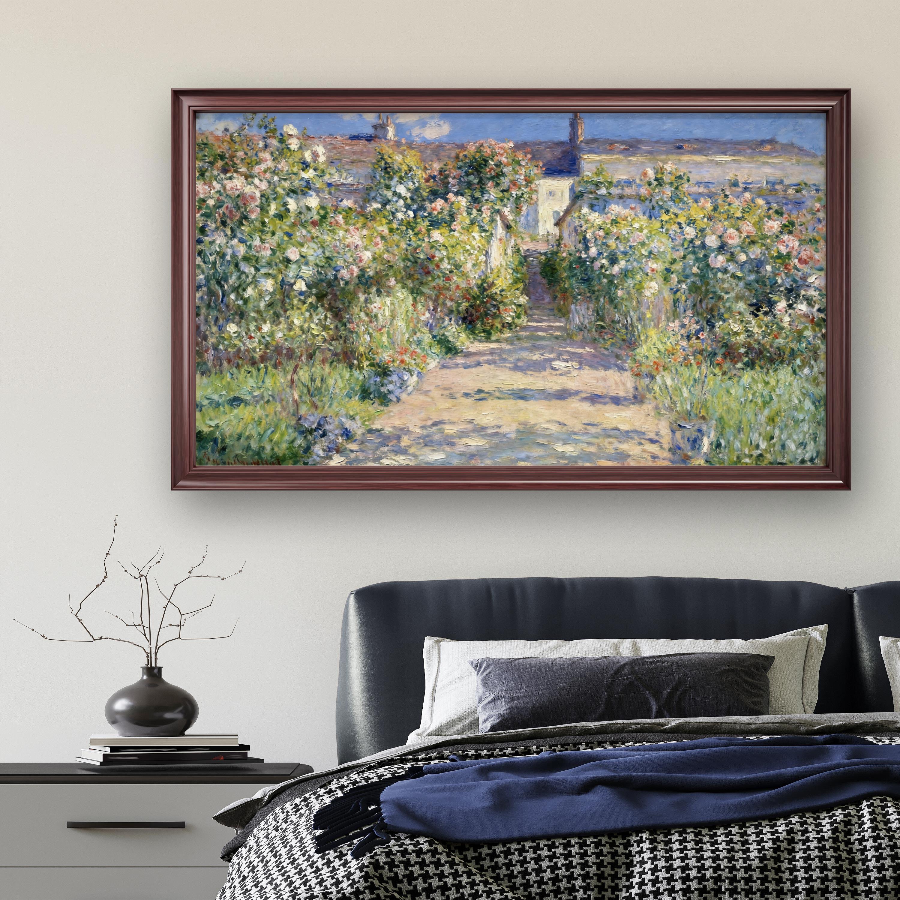 Natural Flowers and Grass