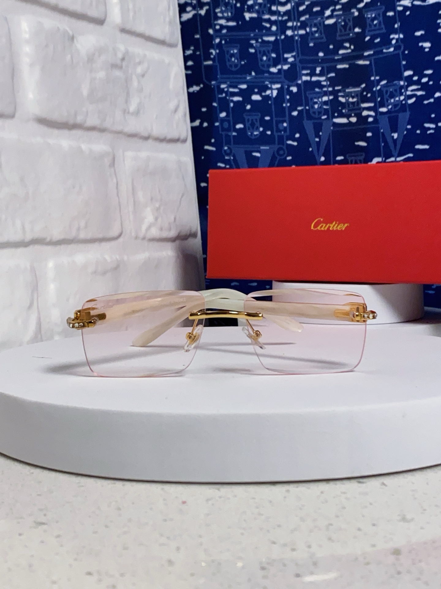 [TOP] Cartier Sunglasses - Gold - 711 Luxury