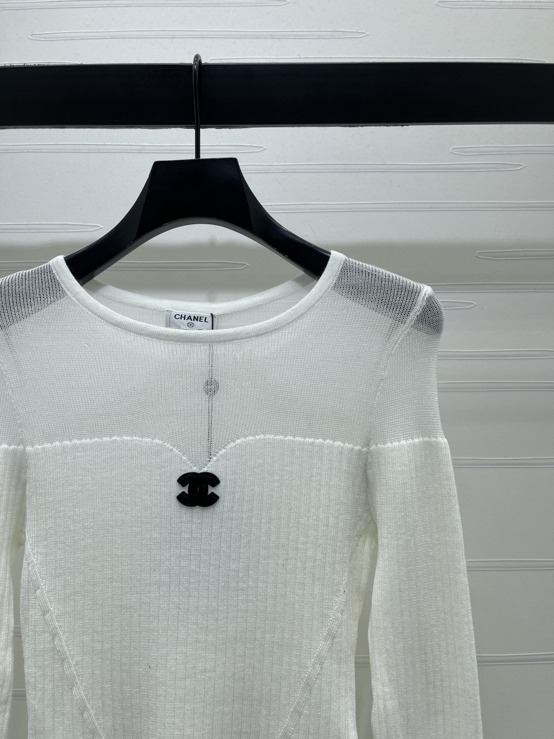 [TOP] CHANEL  Round Neck Sheer Knit Long-sleeve Shirt - White