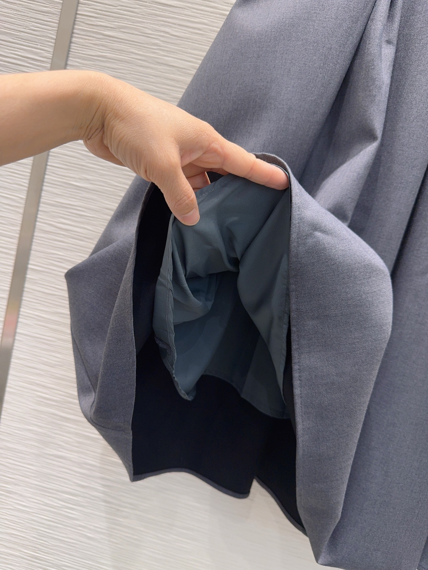 [TOP] PRADA Skirt - Gray