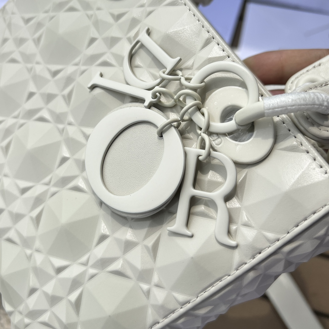 [TOP] Christian Dior Lady Dior Bag 20x17x8cm - White