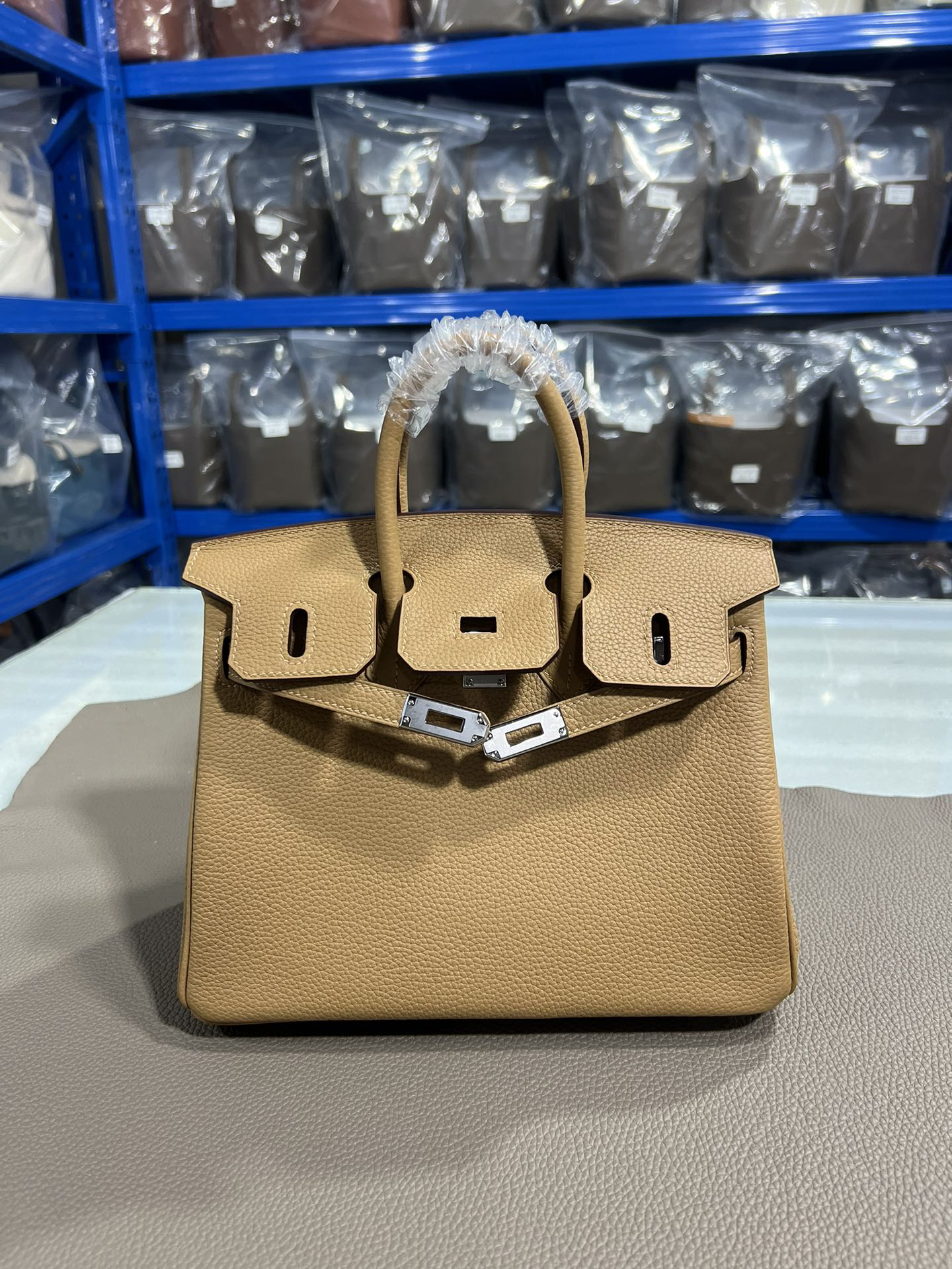 [TOP] HERMES Birkin Togo Leather 25cm - Chai & SHW