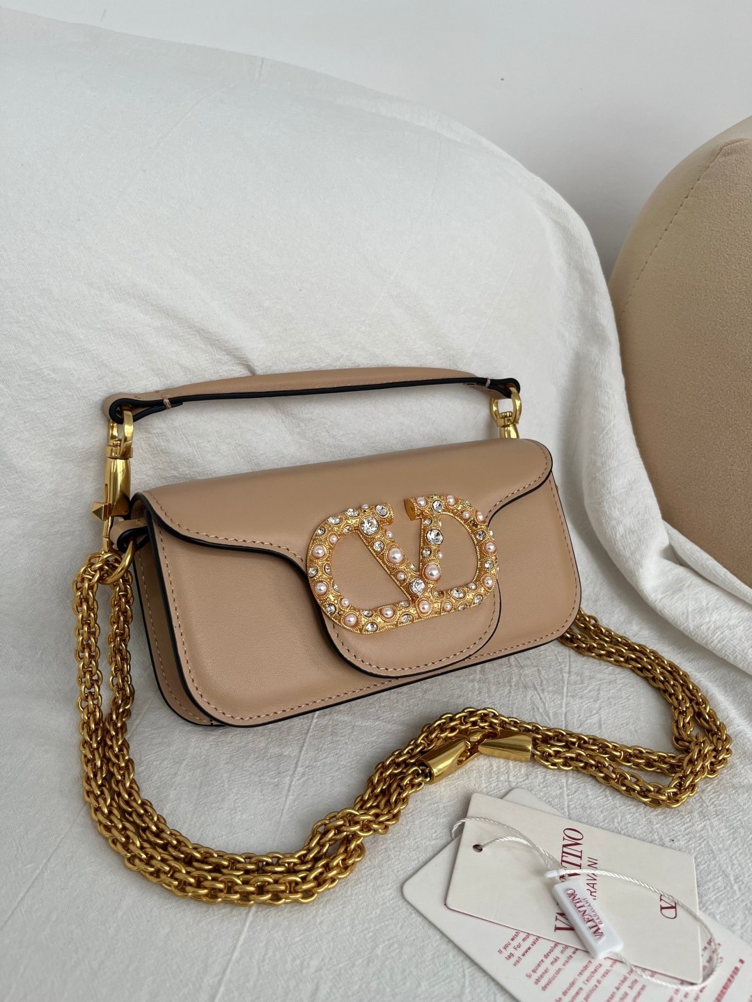 [TOP] VALENTINO Loco Bag with Pearl 20x11x5cm - Beige