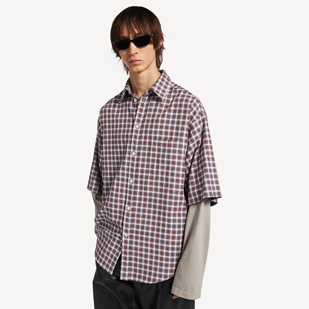 Balenciaga Wrong Sleeve Shirt #381571