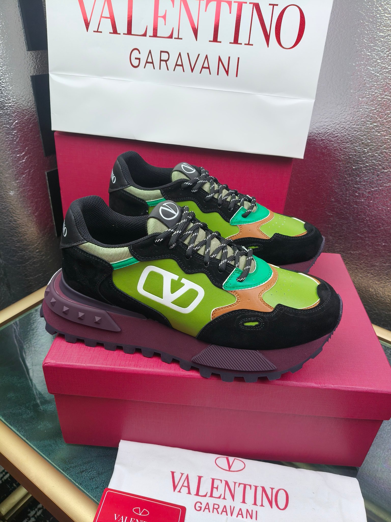 [TOP] VALENTINO Casual Shoes - Black - 711 Luxury