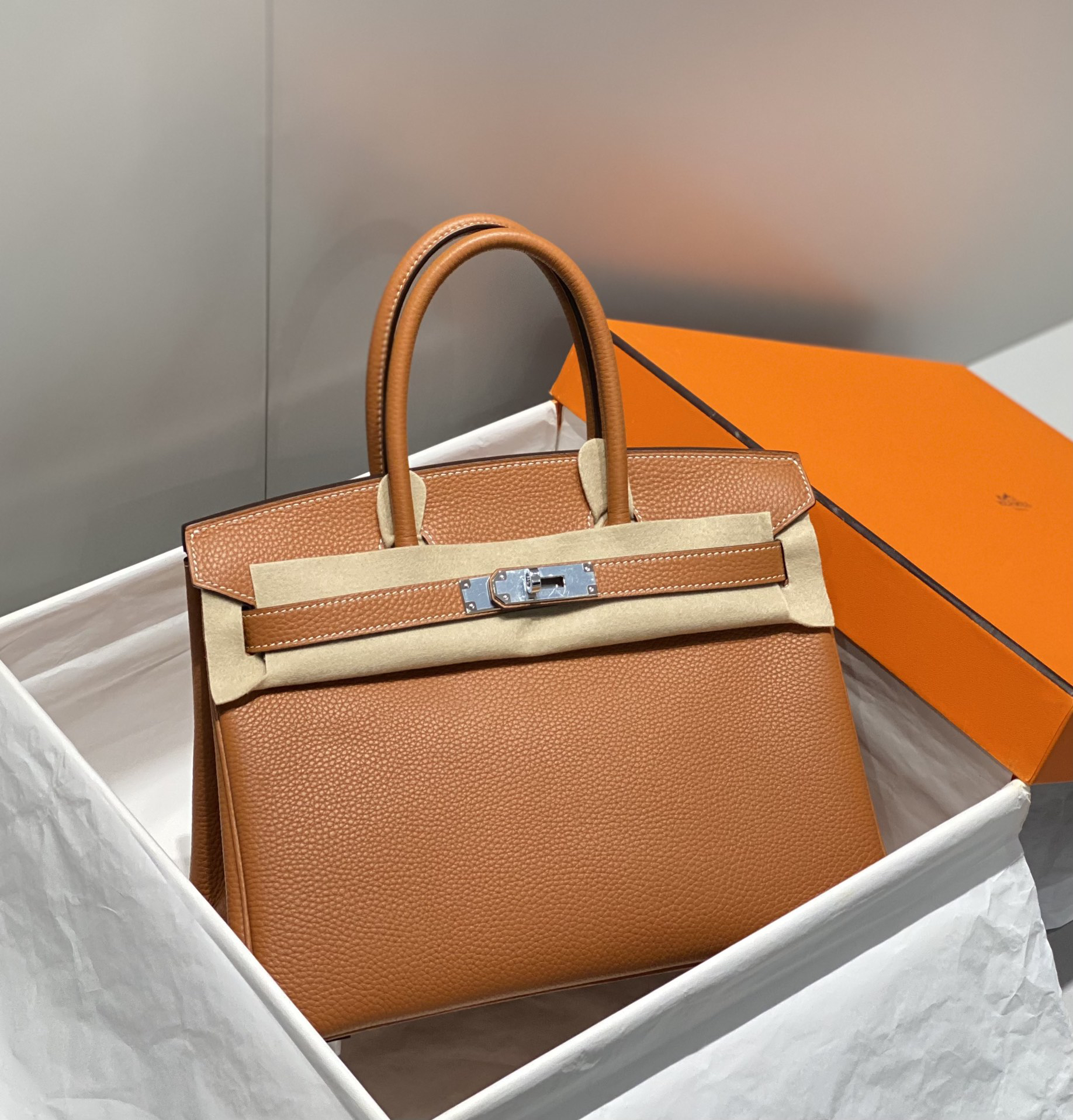 [TOP] HERMES Birkin Togo Leather 30cm - Gold & SHW - 711 Luxury
