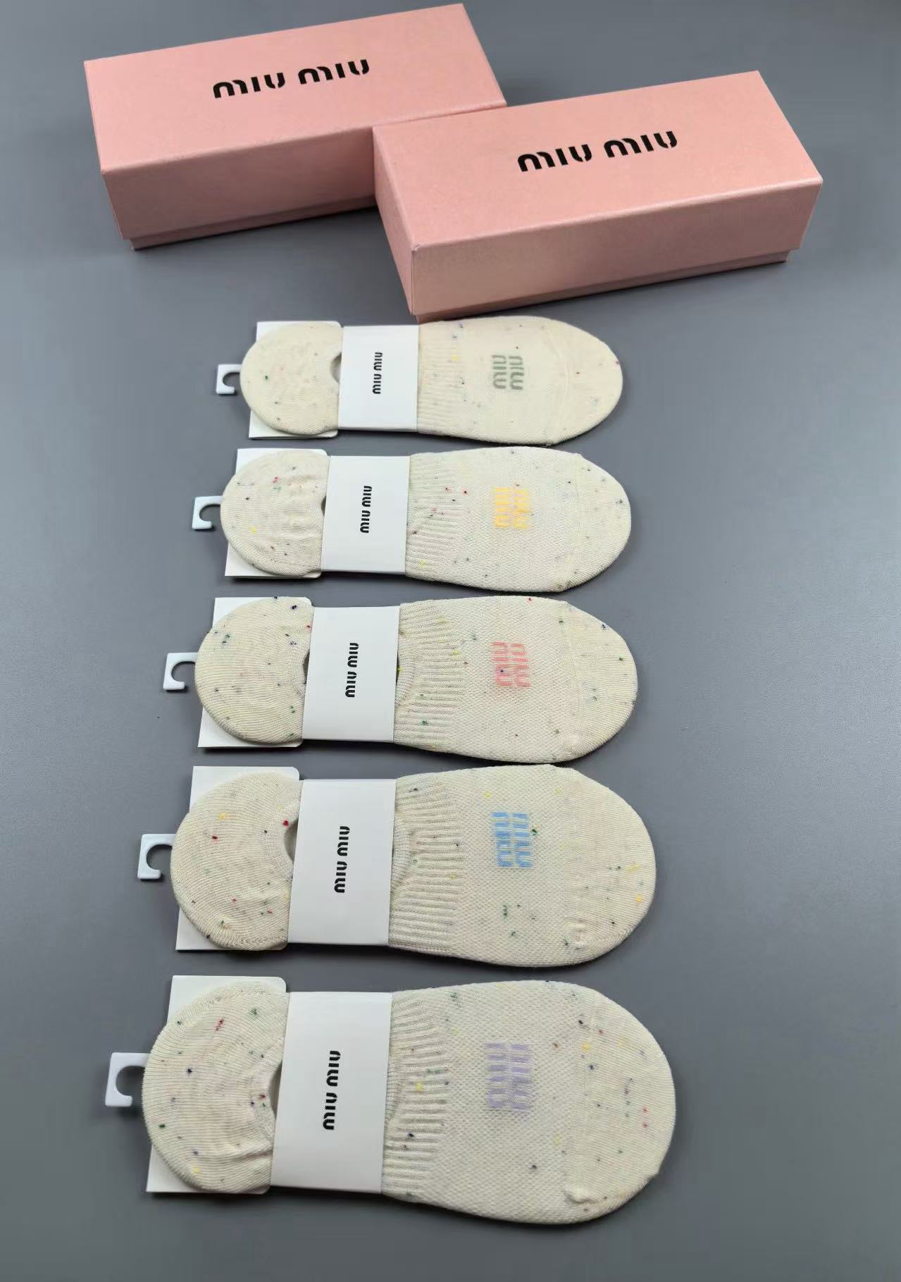 [TOP] Miu Miu Socks - 5 Pieces as a Set - 711 Luxury