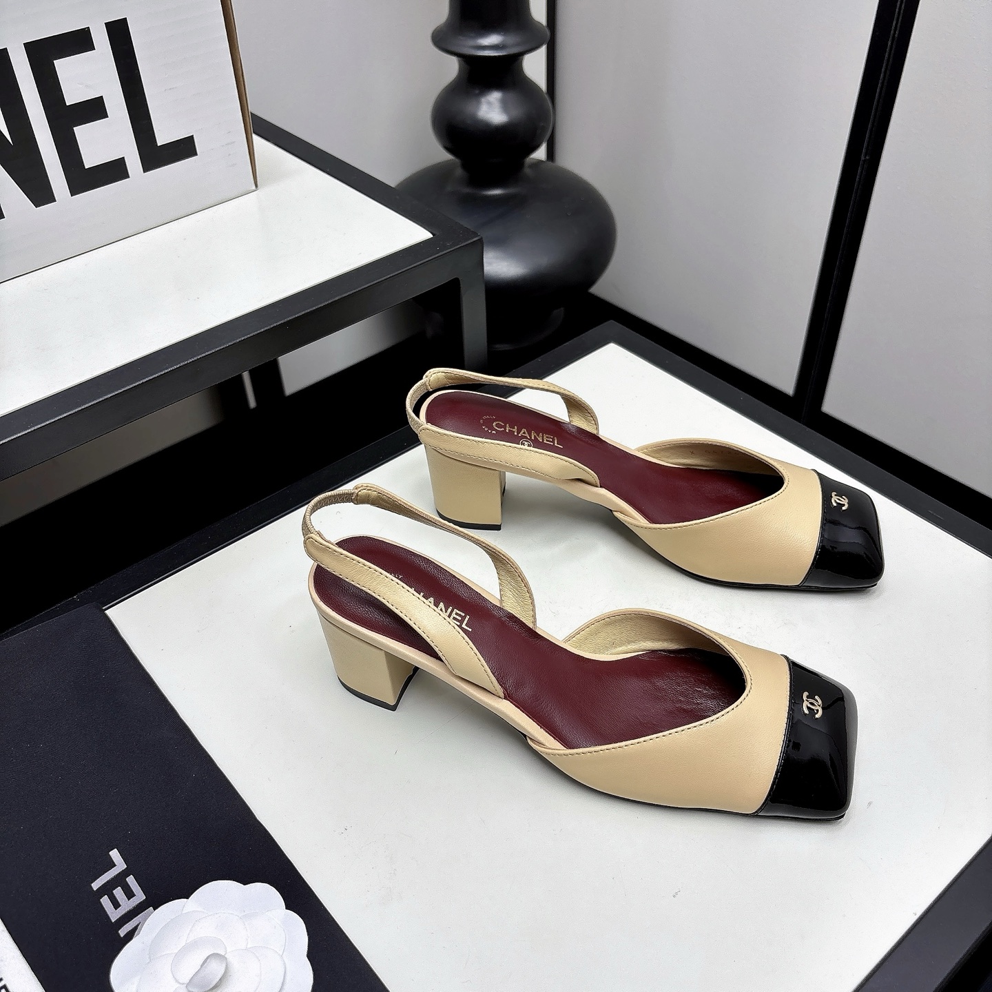 [TOP] CHANEL Mules - Beige - 711 Luxury