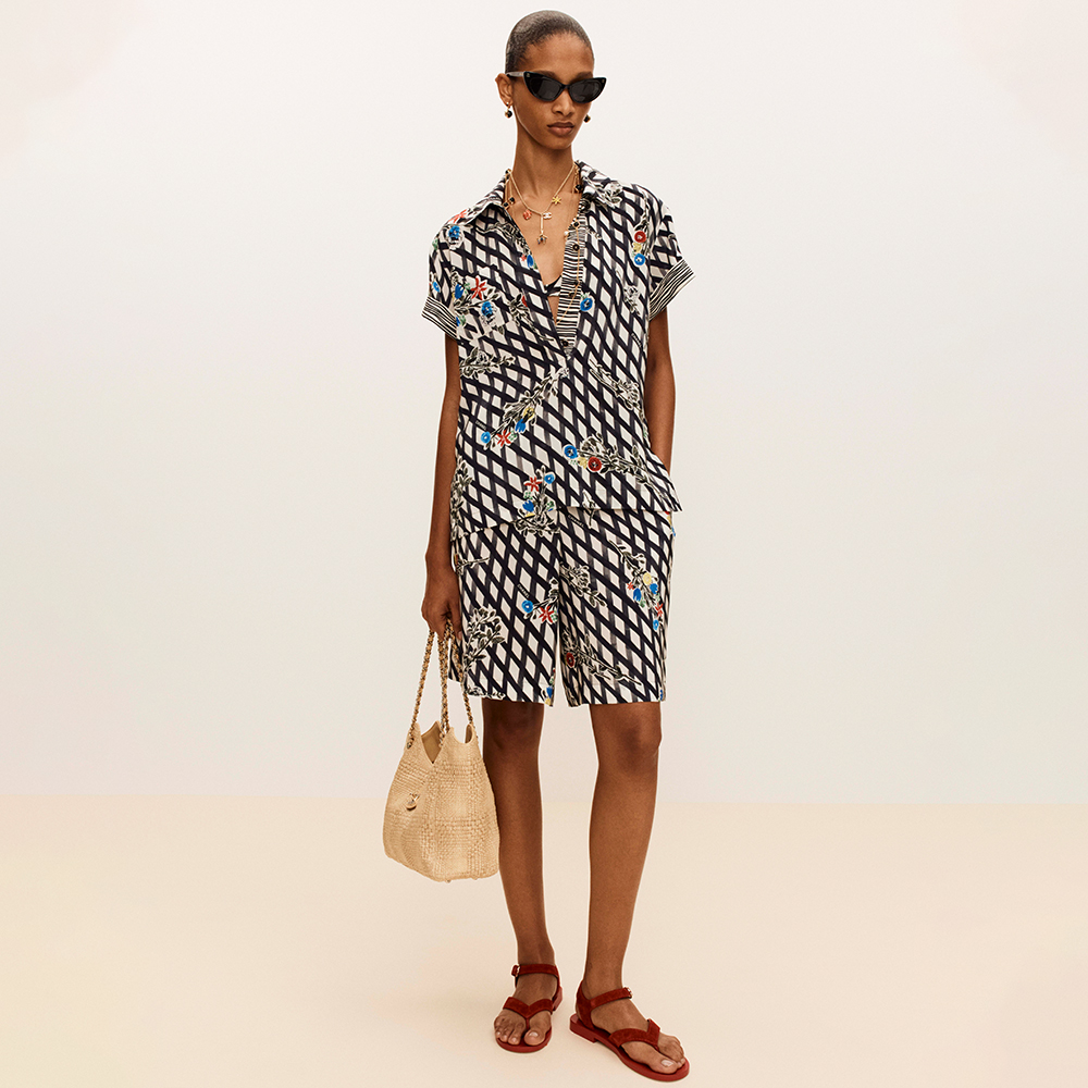 CHANEL Short-sleeved Shorts blouse Printed  #378177