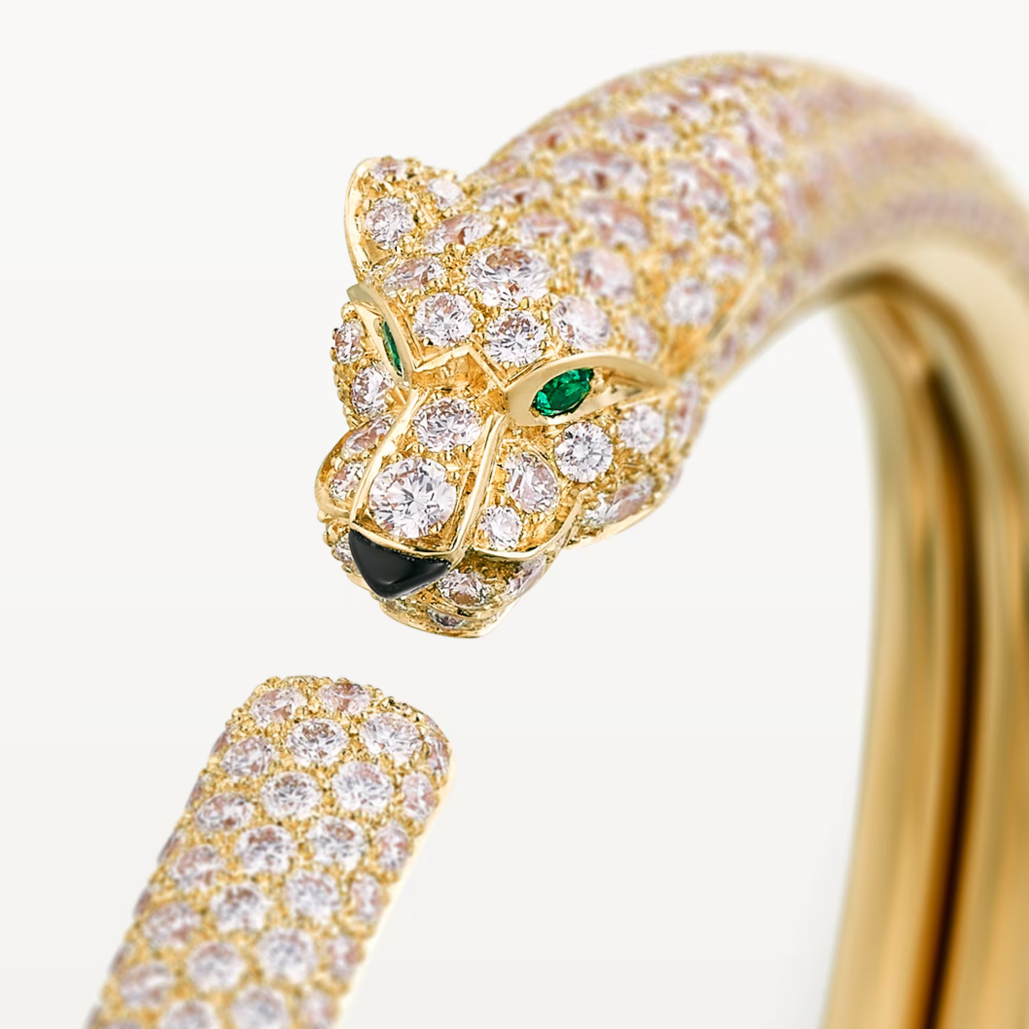 Carty Panther Pure Bracelet, Yellow Gold, Emerald & Moissanite