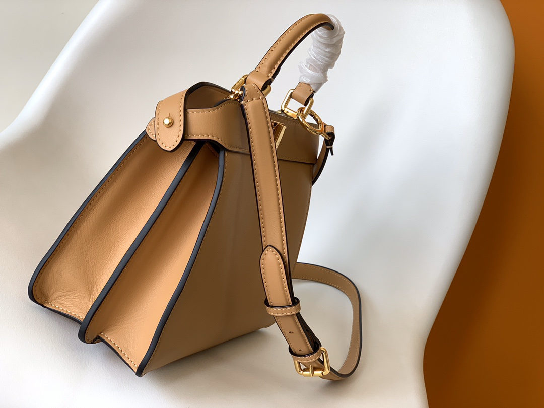 [TOP] FENDI Peekaboo ISeeU Bag 27-9.5-21cm - Khaki & GHW - 711 Luxury