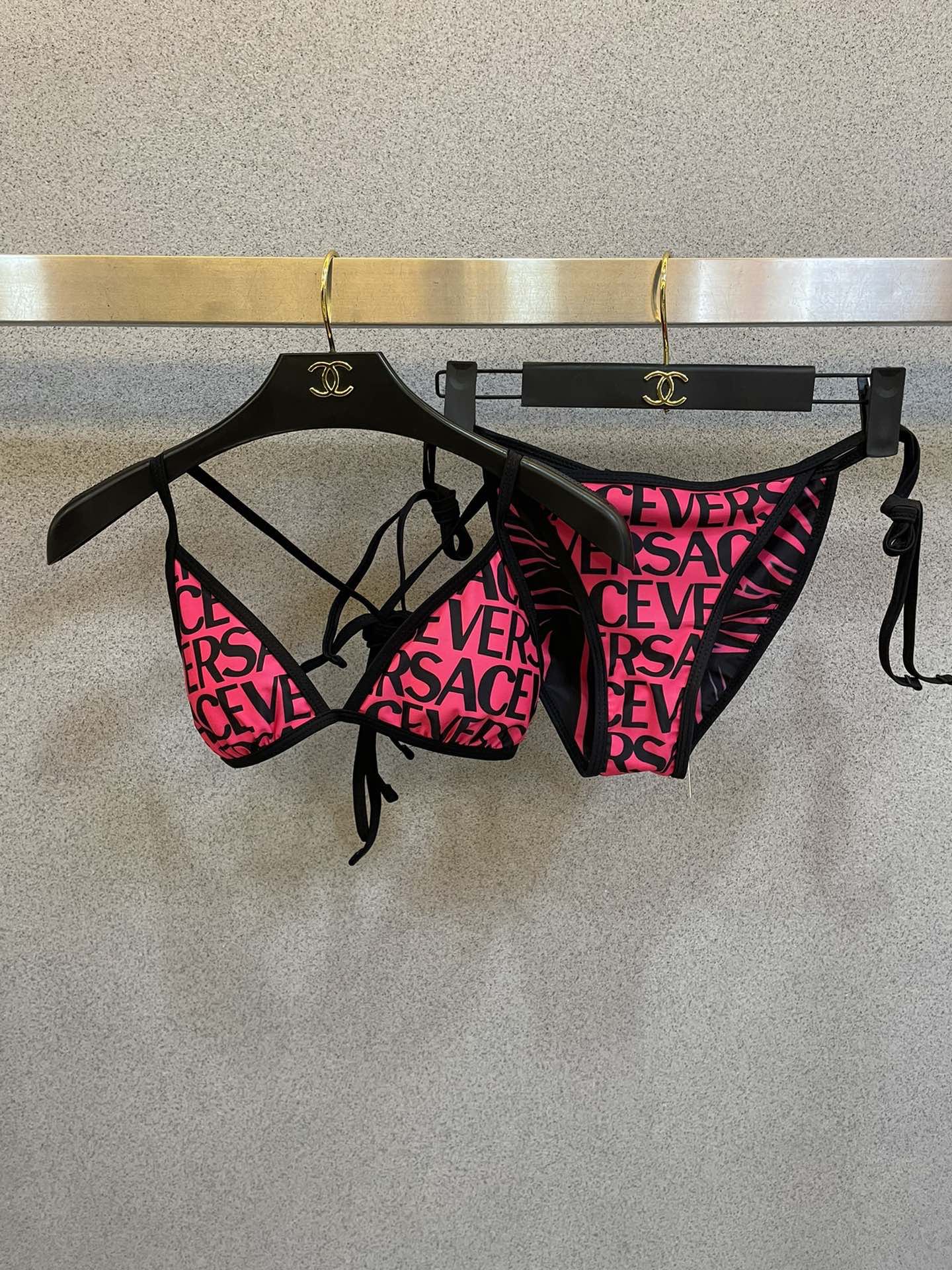 [TOP] VERSACE Bikini Swimsuit - Black and Pink