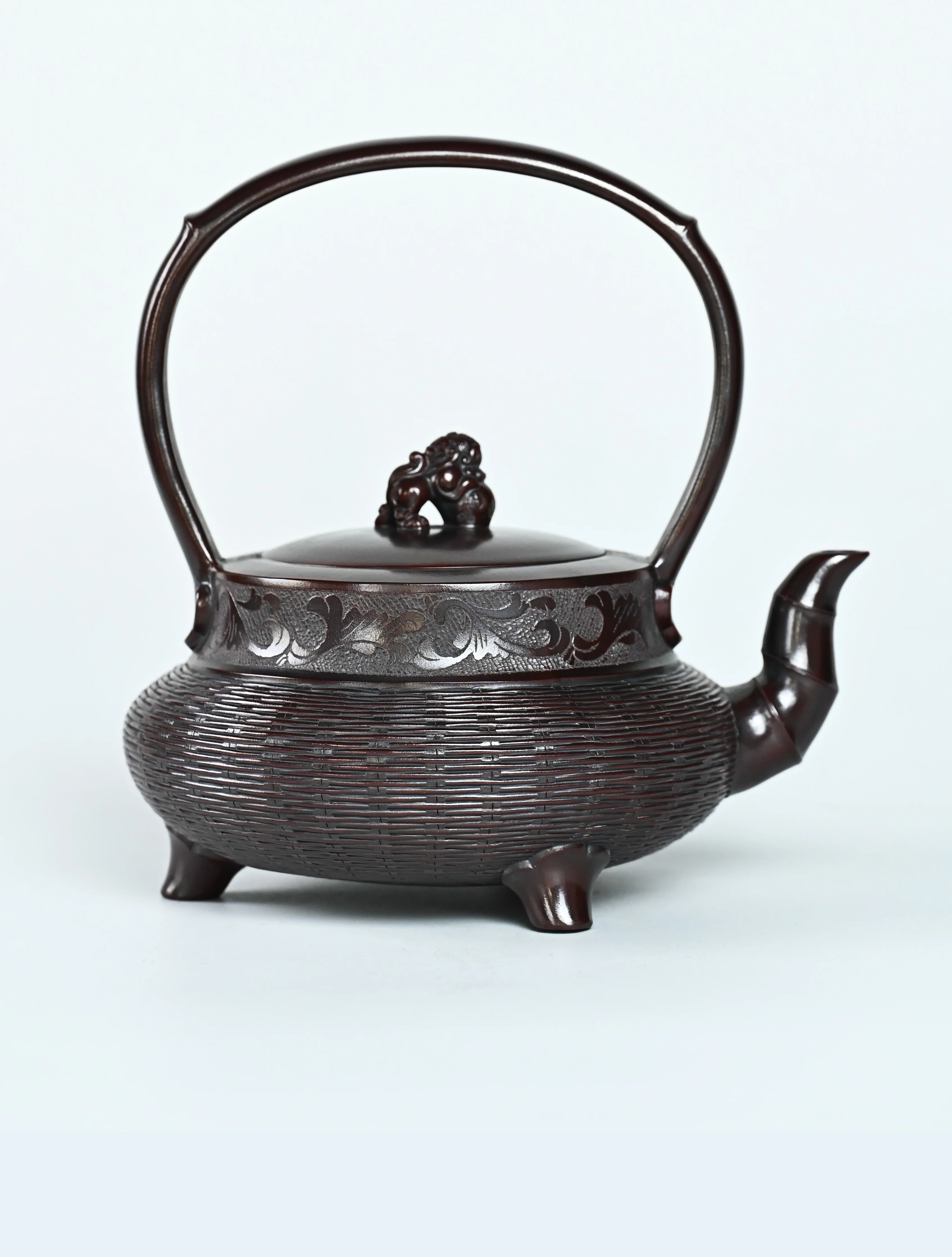 Bamboo Lifting Tripod Yixing Teapot