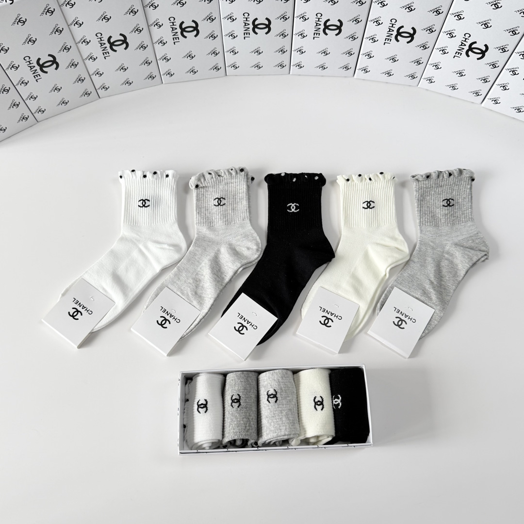 [TOP] CHANEL Socks - 5 Pieces as a Set - 711 Luxury