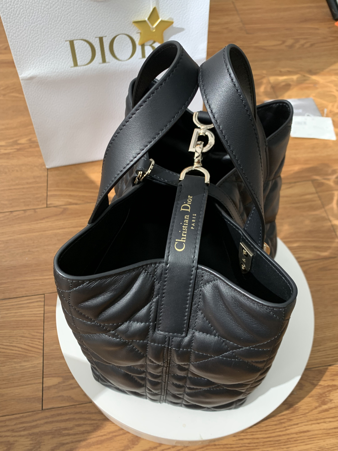 [TOP] Christian Dior Toujours Bag Calfskin 23x24x16cm - Black