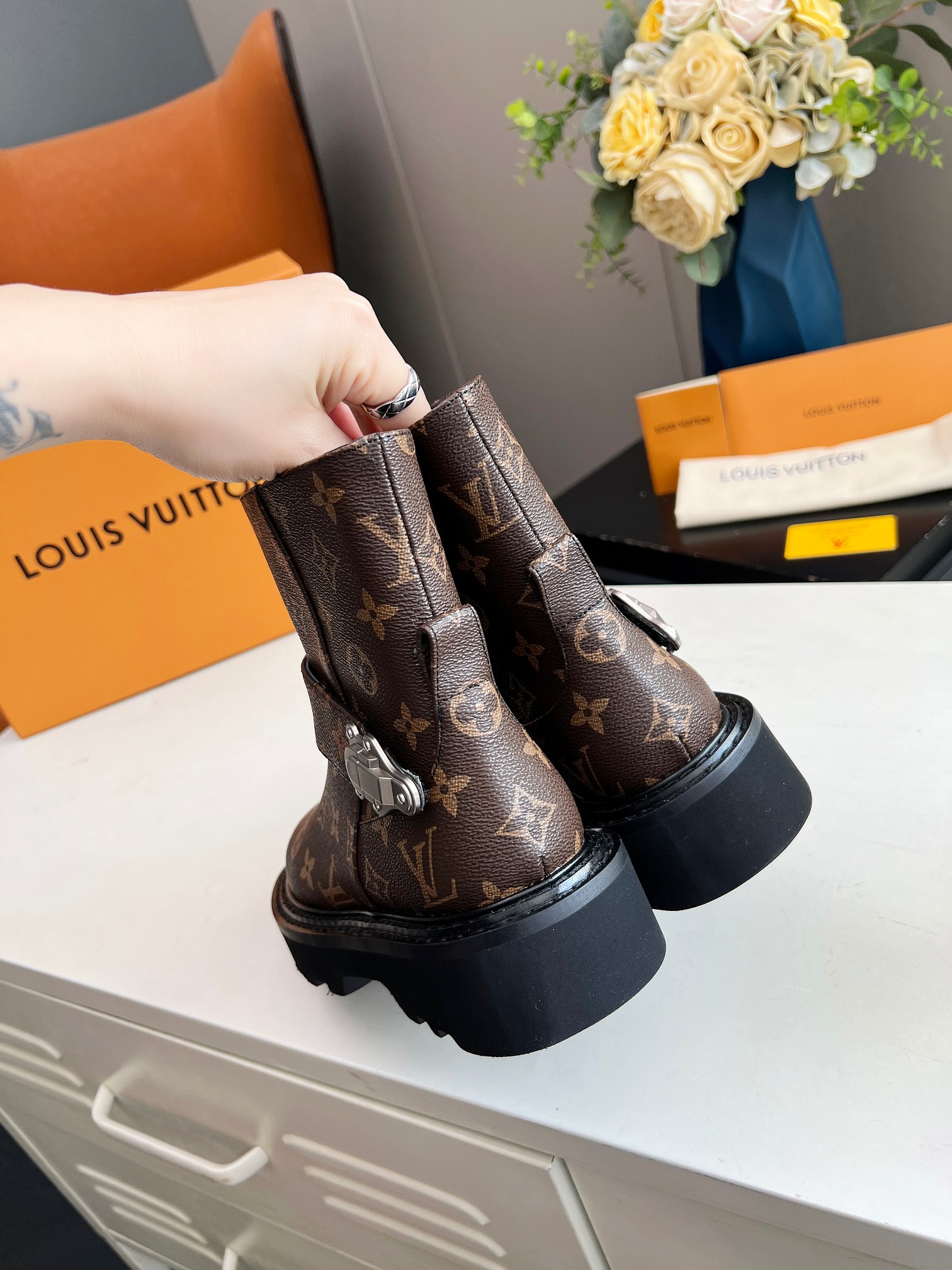 [TOP] Louis Vuitton LV Boots - Brown - 711 Luxury