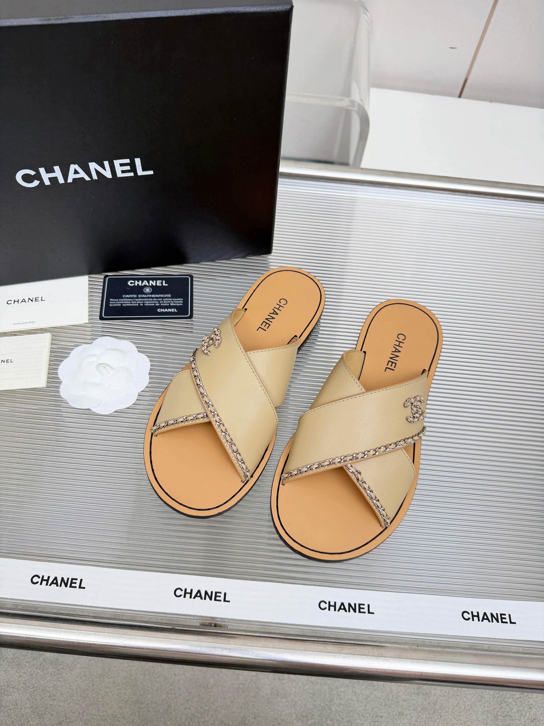 [TOP] CHANEL Slippers - Apricot - 711 Luxury